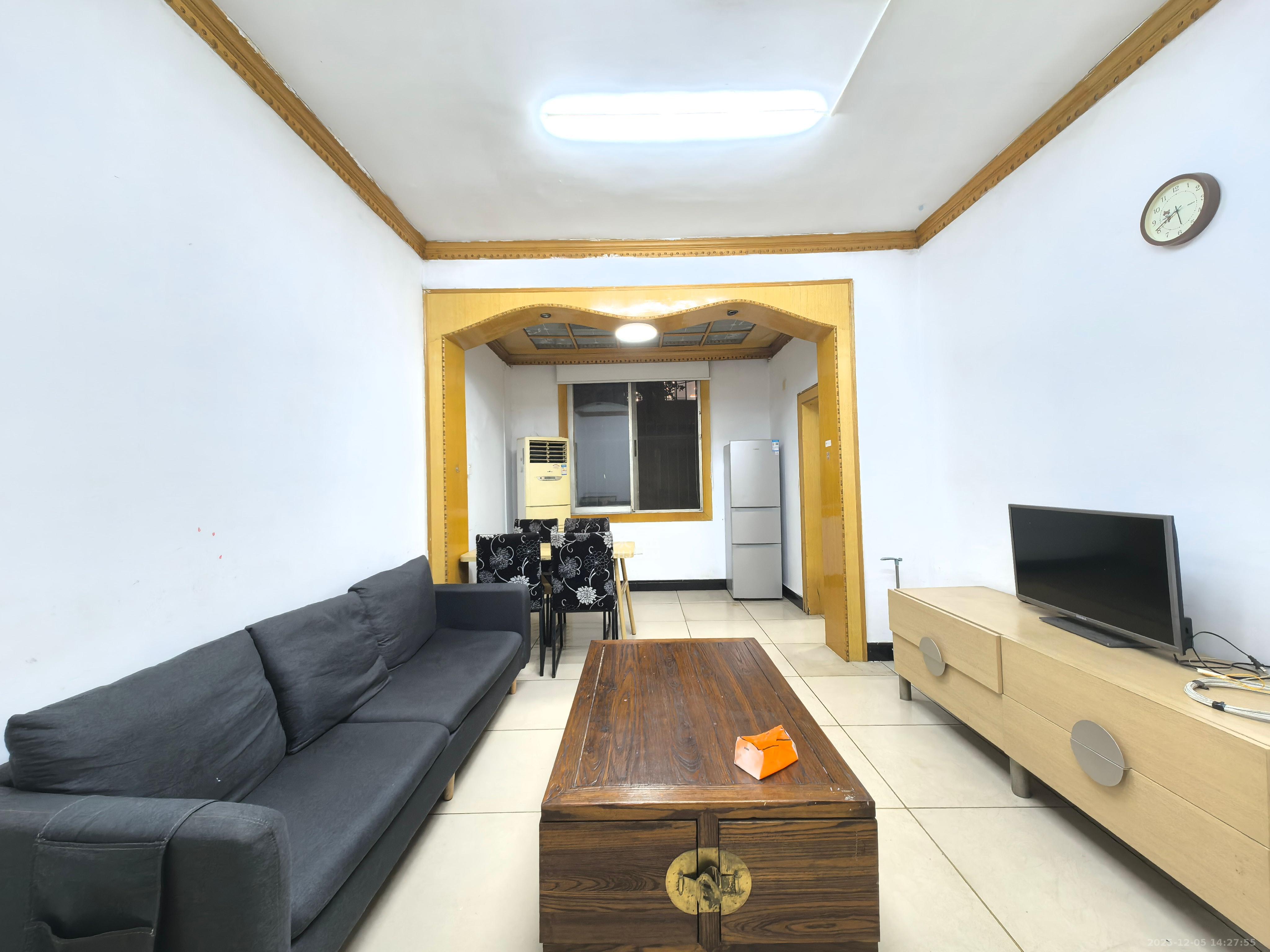 东风一村社区房(王家垅) 2室1厅1卫 1400.0元/月 东风一村社区房(王家垅) 2室1厅1卫 1400.0元/月室内图