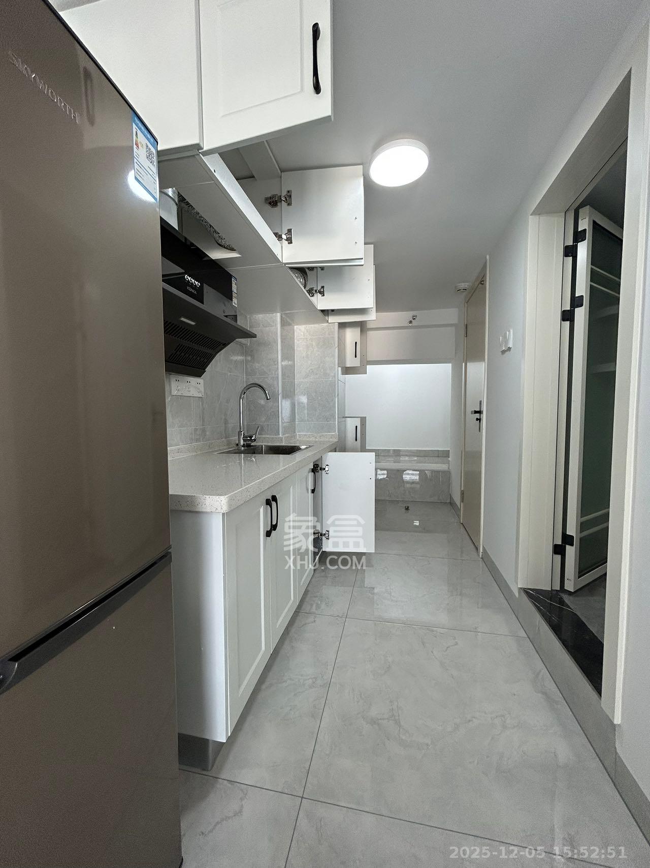 龙湖湘江星座（祺鑫星座公寓）  1室1厅1卫    1250.0元/月室内图