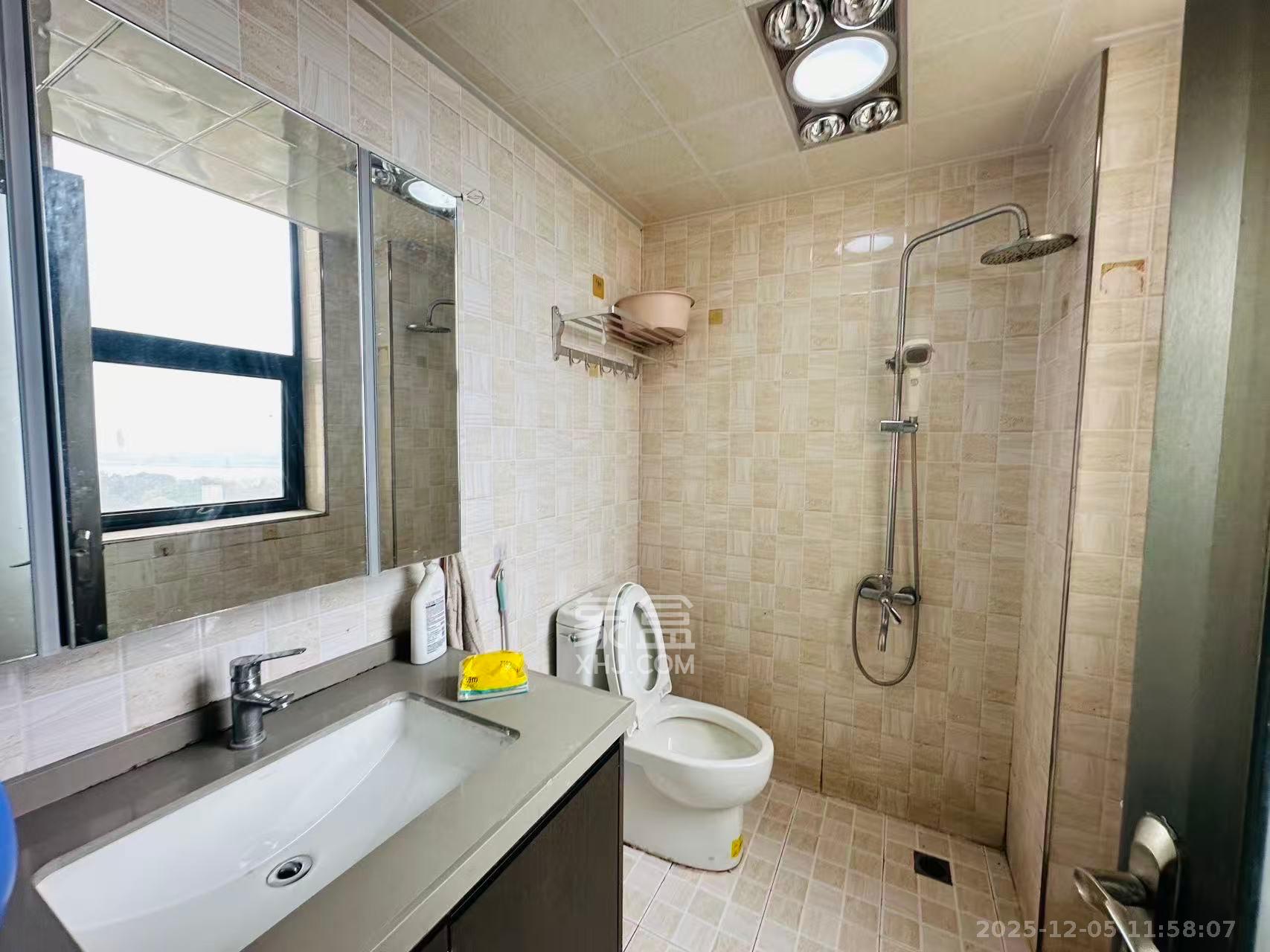 乾城(兴旺乾城) 3室2厅1卫 2500.0元/月 乾城(兴旺乾城) 3室2厅1卫 2500.0元/月室内图