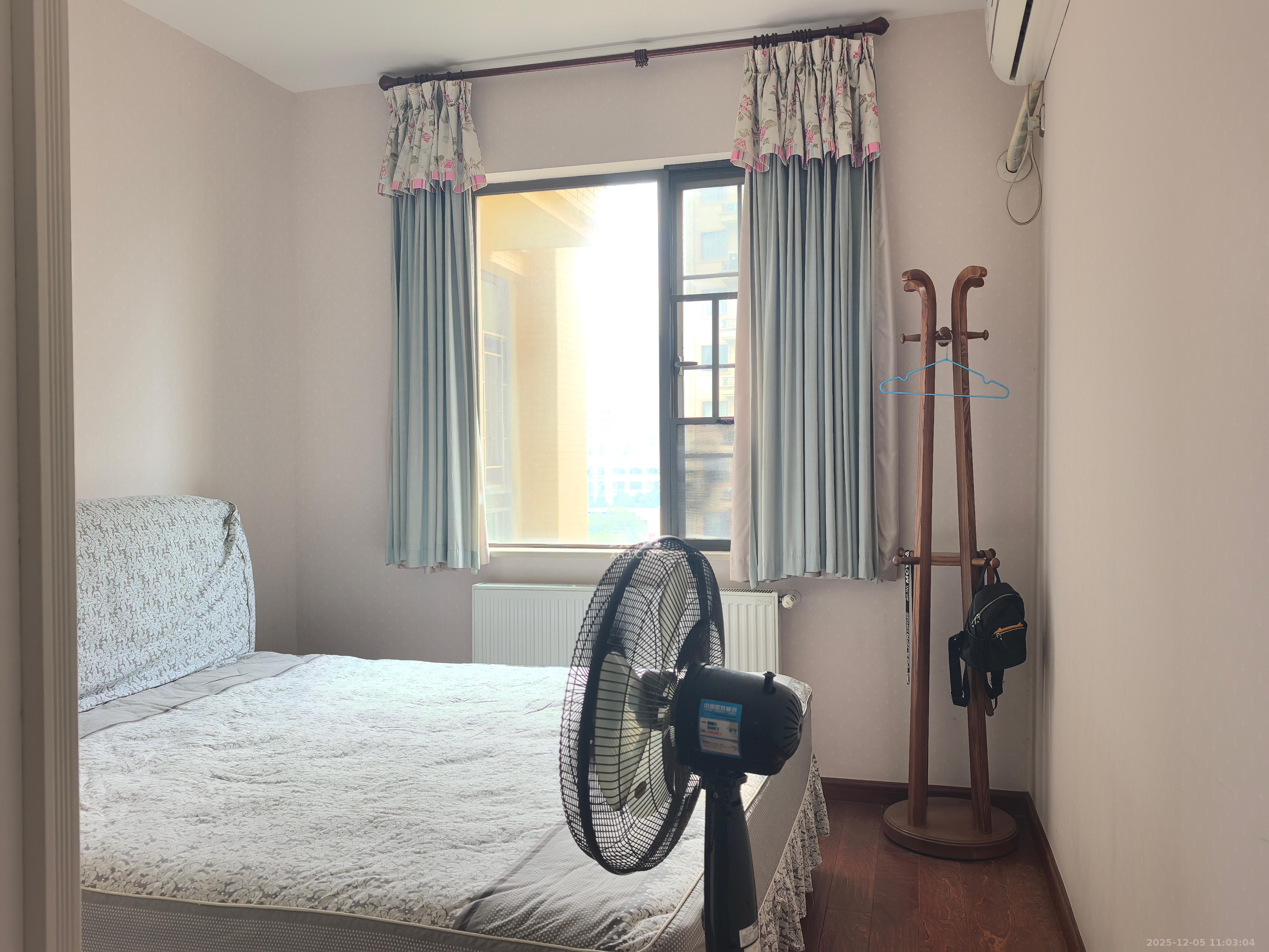 宏聚地中海  4室2厅2卫    3200.0元/月室内图