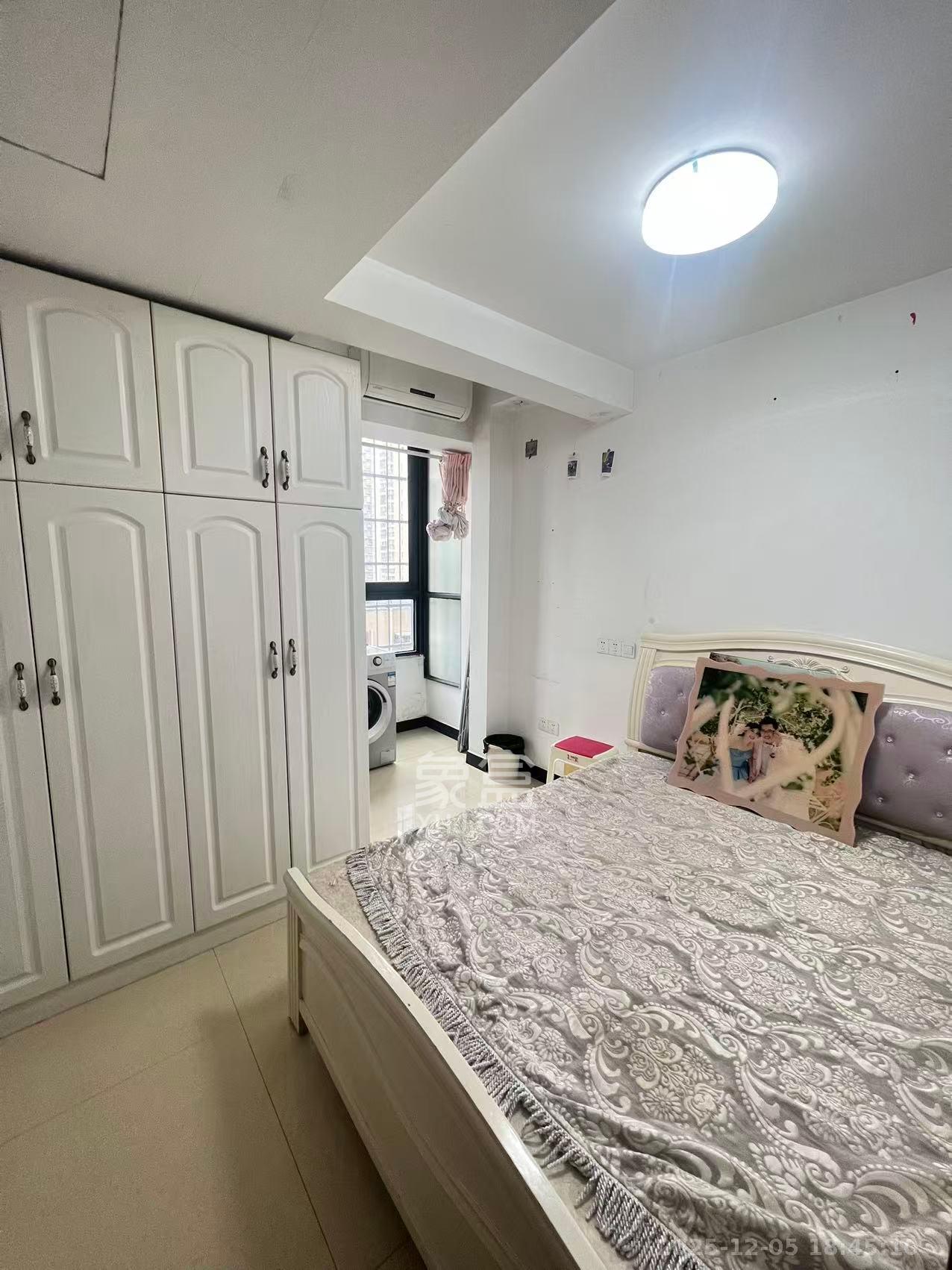 凯通国际城（凯通朝庭）  2室1厅1卫    2300.0元/月