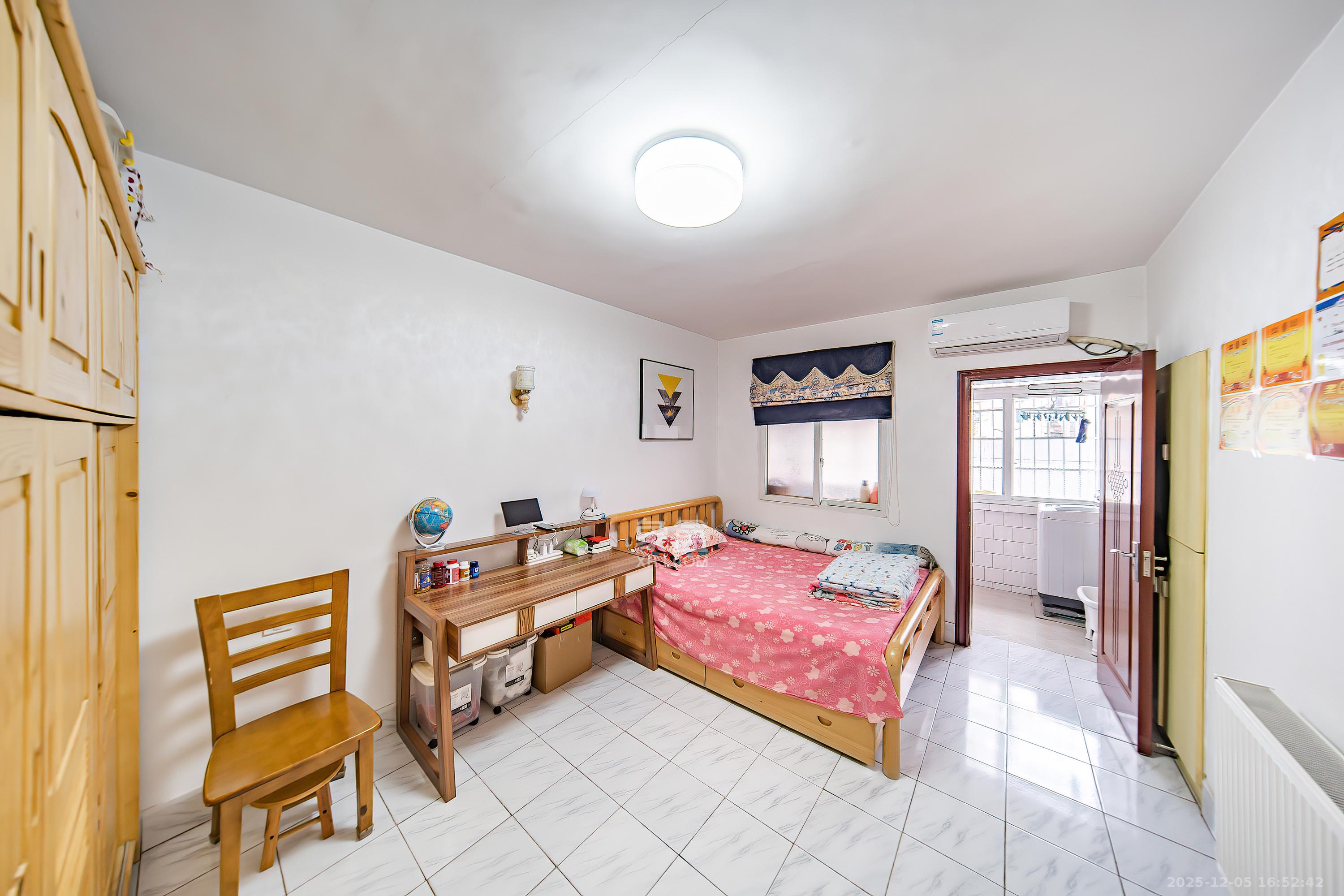 省民族委员会宿舍 4室2厅1卫 80.0万 省民族委员会宿舍 4室2厅1卫 80.0万卧室