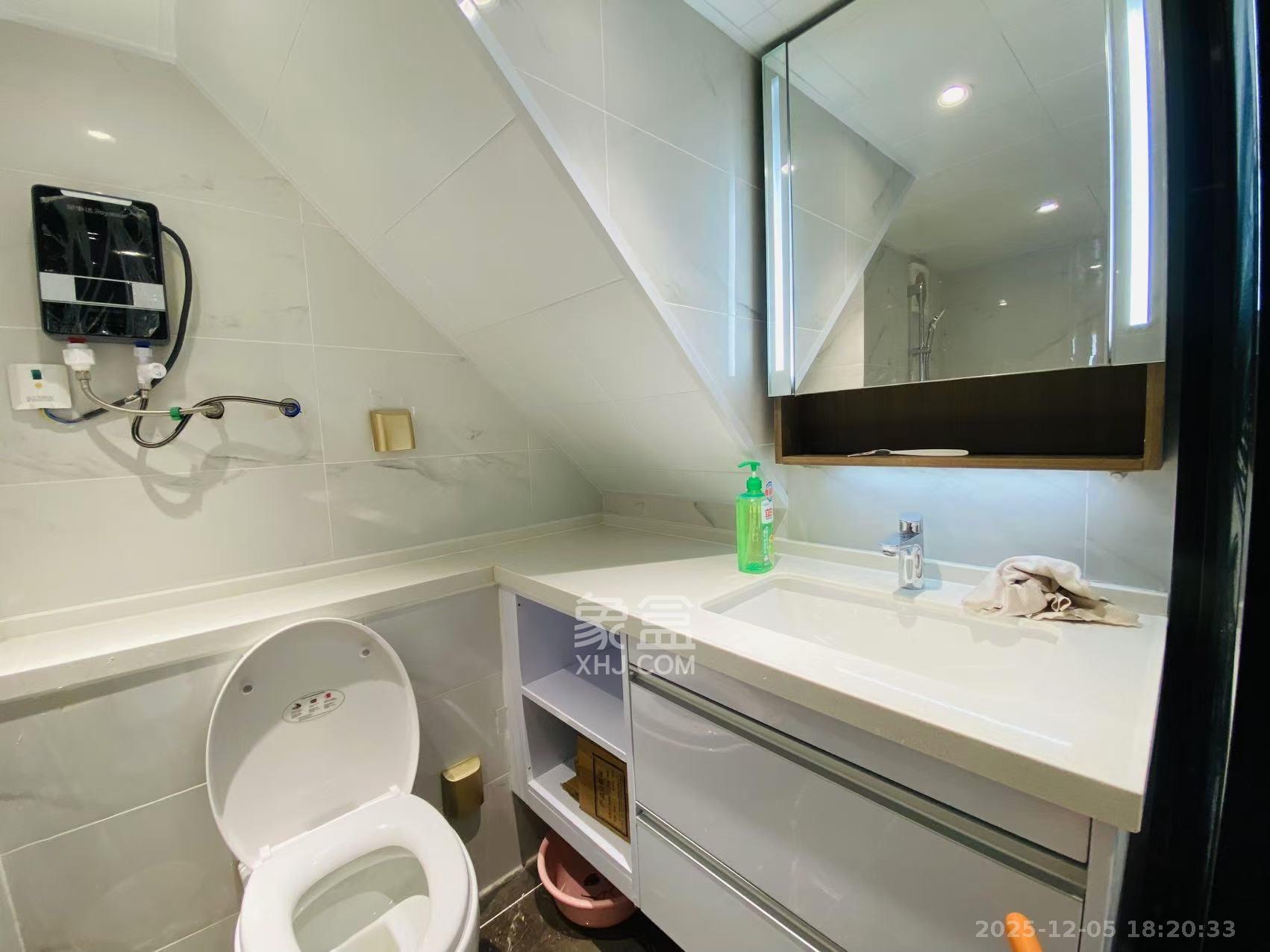 正荣梅溪紫阙台  1室1厅1卫    2200.0元/月室内图