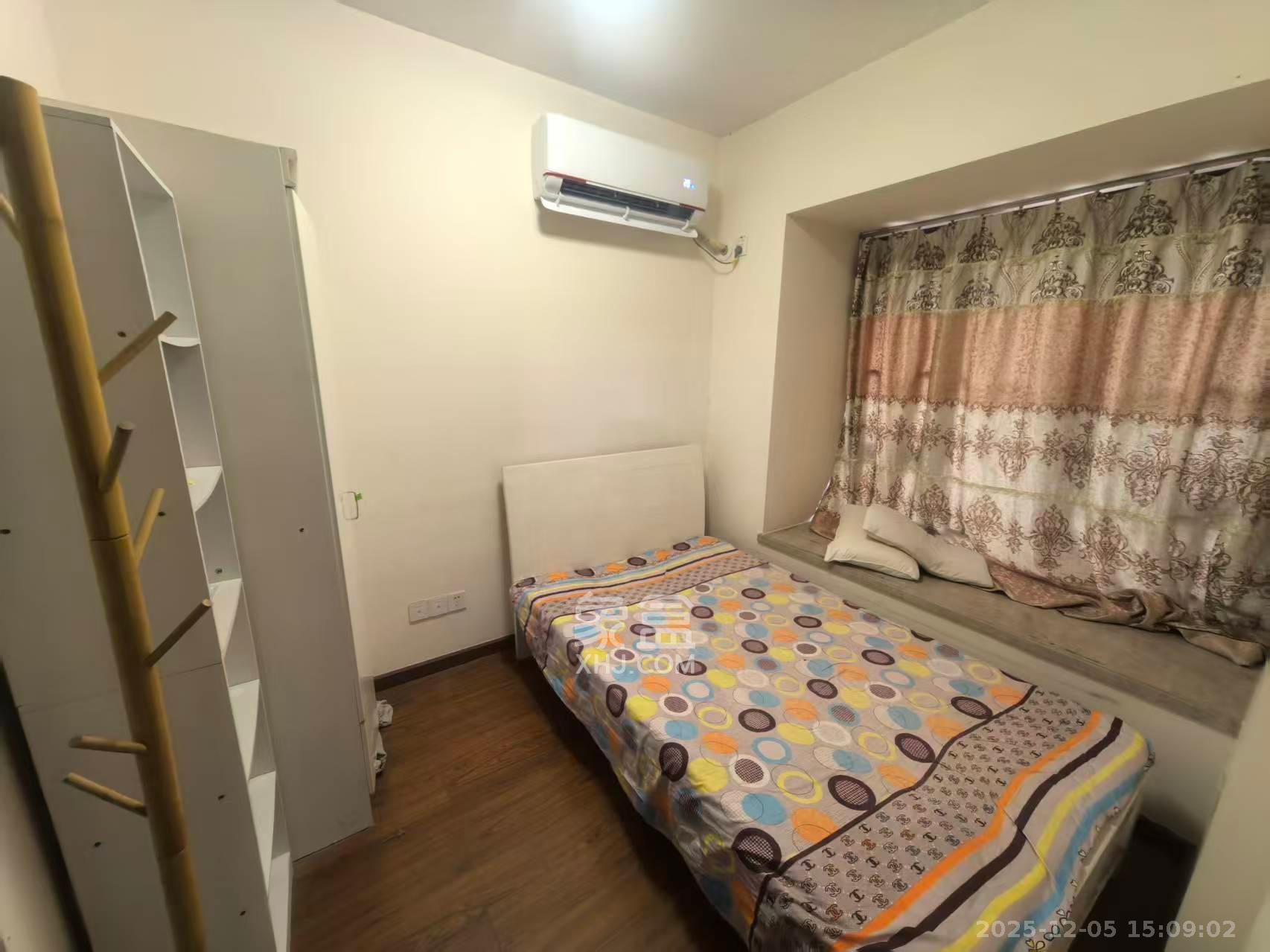 时代倾城二期  2室2厅1卫    1600.0元/月室内图