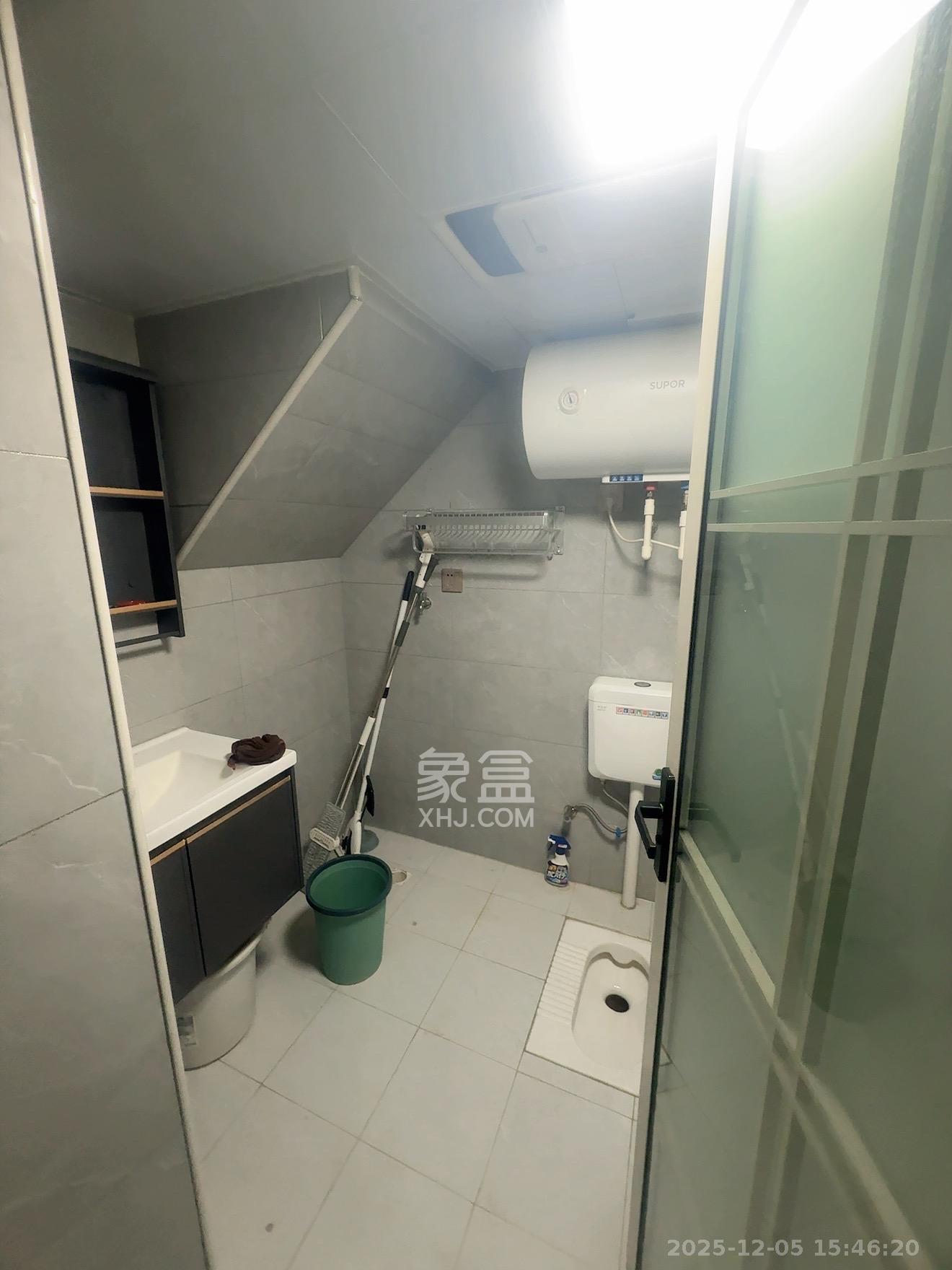 振业城三期 2室2厅2卫 2800.0元/月 振业城三期 2室2厅2卫 2800.0元/月室内图