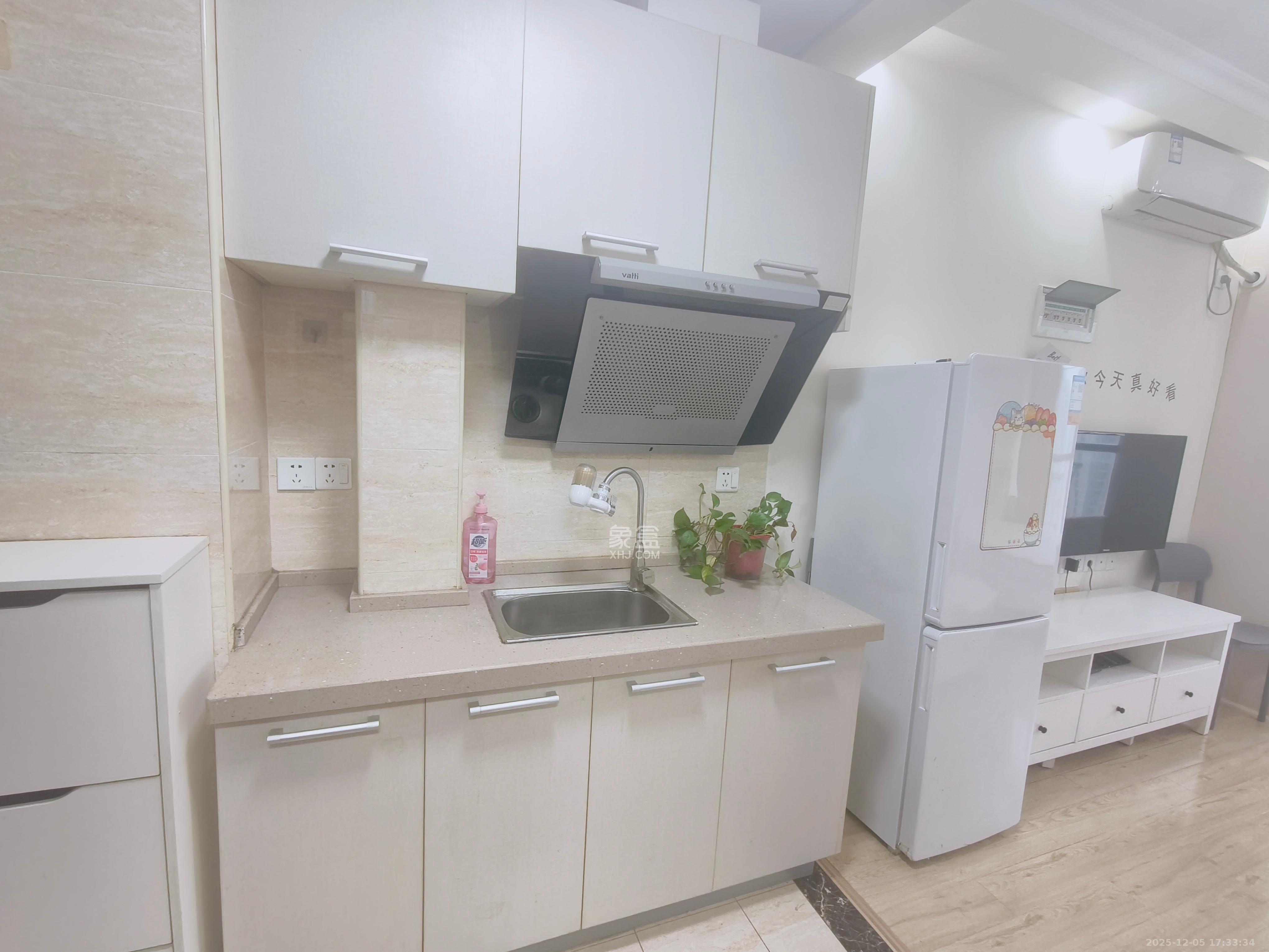 达美美立方 1室1厅1卫 1700.0元/月 达美美立方 1室1厅1卫 1700.0元/月室内图