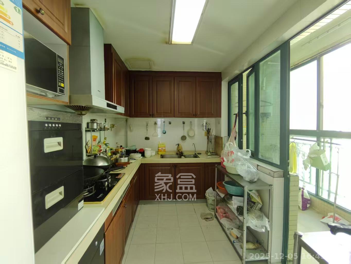 恒大城 4室2厅2卫 3000.0元/月 恒大城 4室2厅2卫 3000.0元/月室内图