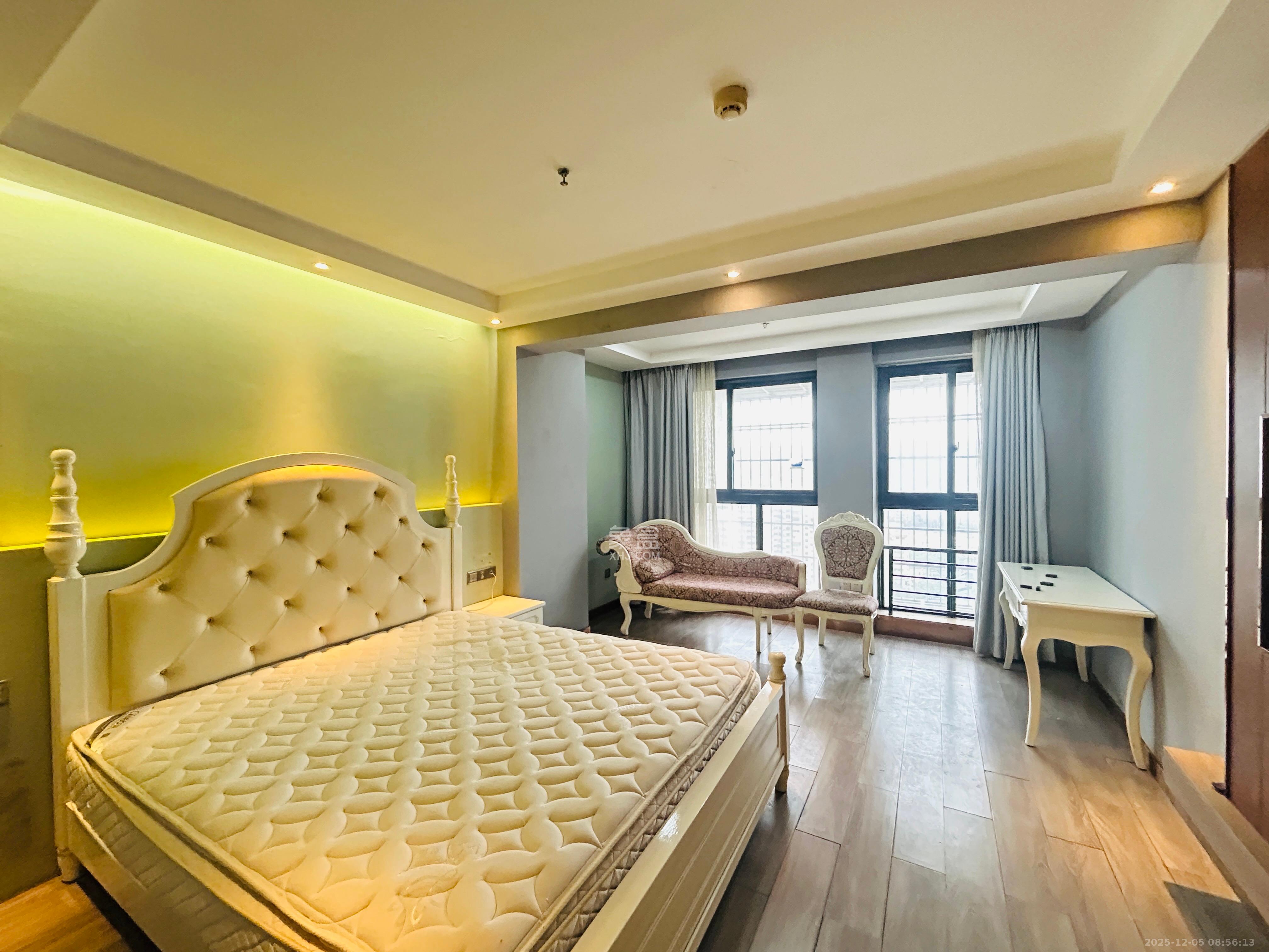 嘉汇公馆  1室1厅1卫    1300.0元/月