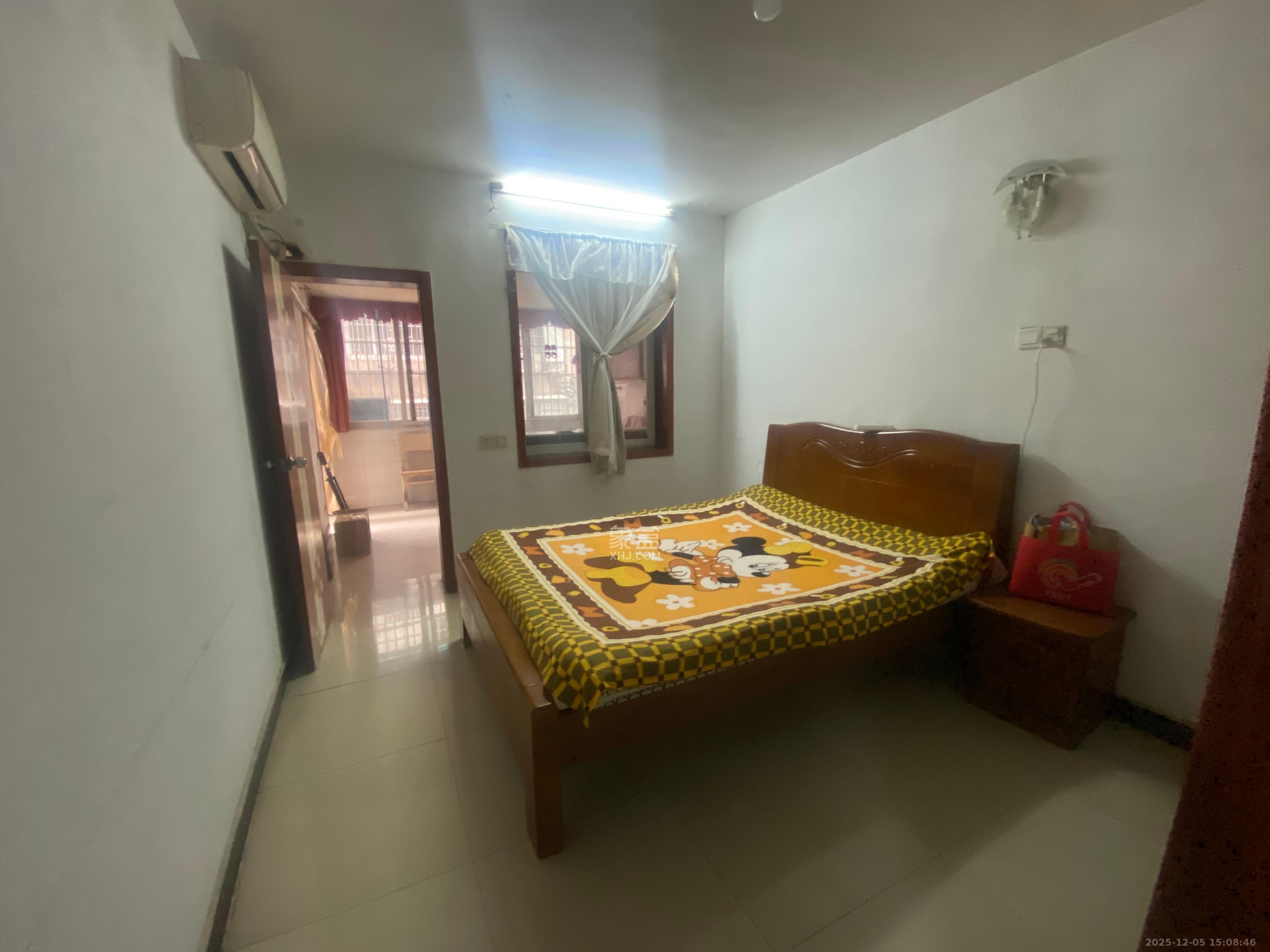 向东南社区 2室2厅1卫 1600.0元/月 向东南社区 2室2厅1卫 1600.0元/月室内图