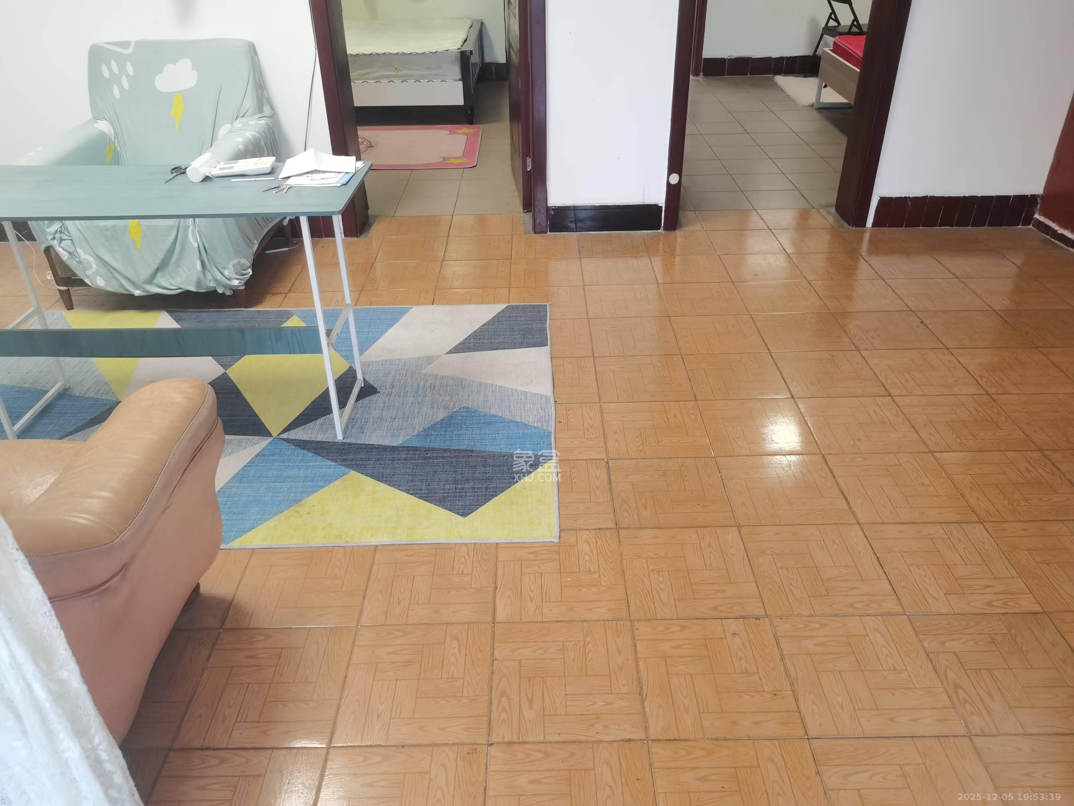 金盆岭街道办事处老宿舍  2室1厅1卫    1100.0元/月