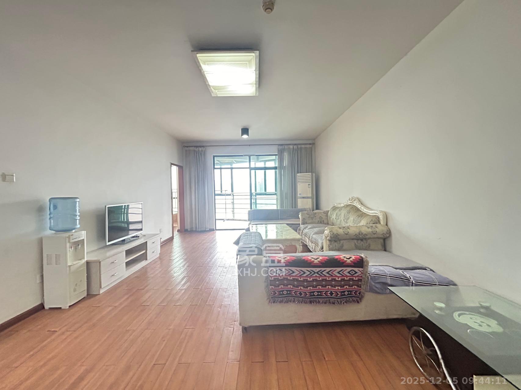 华盛新外滩 3室2厅2卫 3200.0元/月 华盛新外滩 3室2厅2卫 3200.0元/月室内图