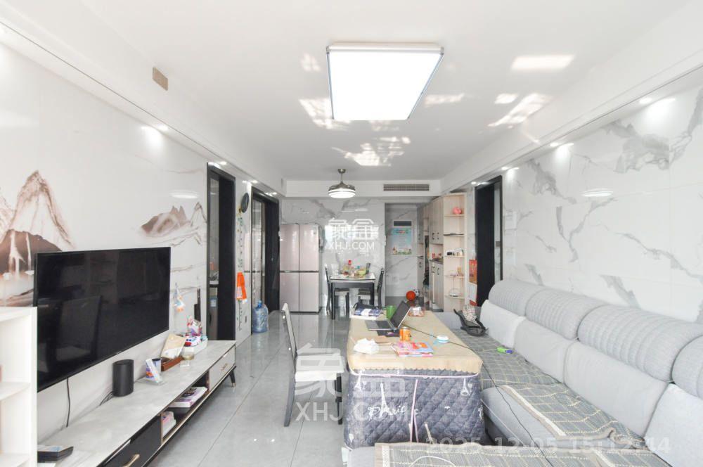 梅溪正荣府  3室2厅2卫    3000.0元/月室内图