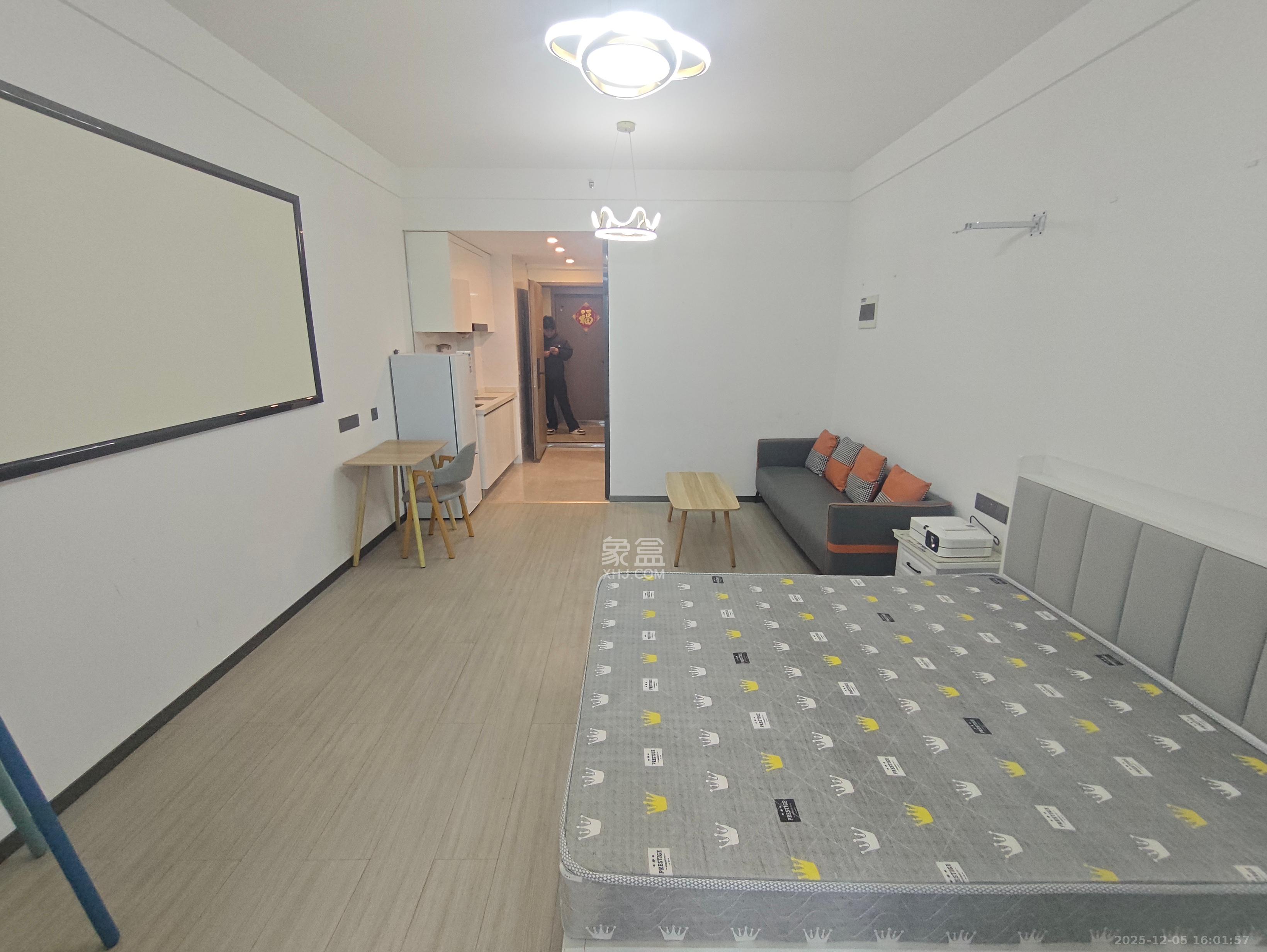 梅溪华府（新城金茂梦想华府）  1室1厅1卫    1600.0元/月