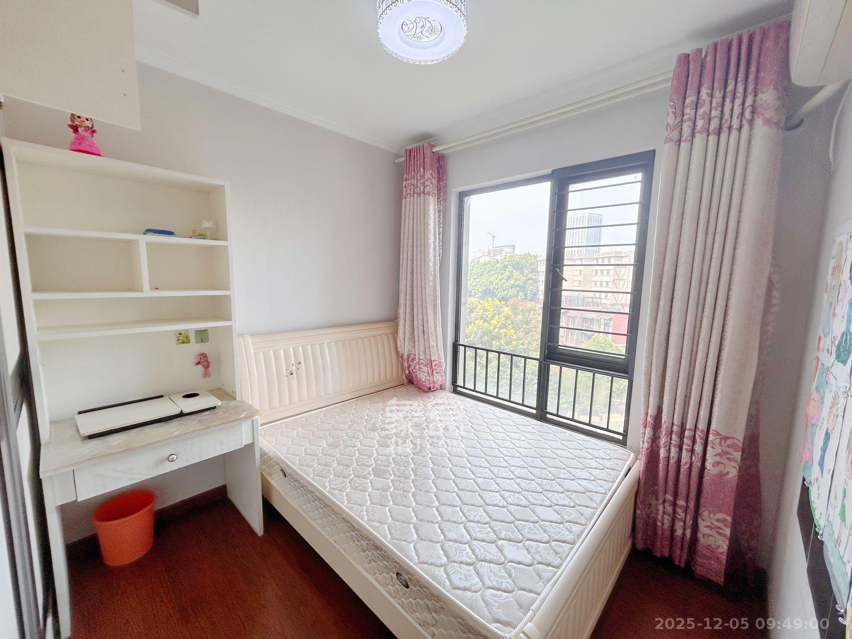 万科金域华府三四期 3室2厅1卫 2600.0元/月 万科金域华府三四期 3室2厅1卫 2600.0元/月室内图