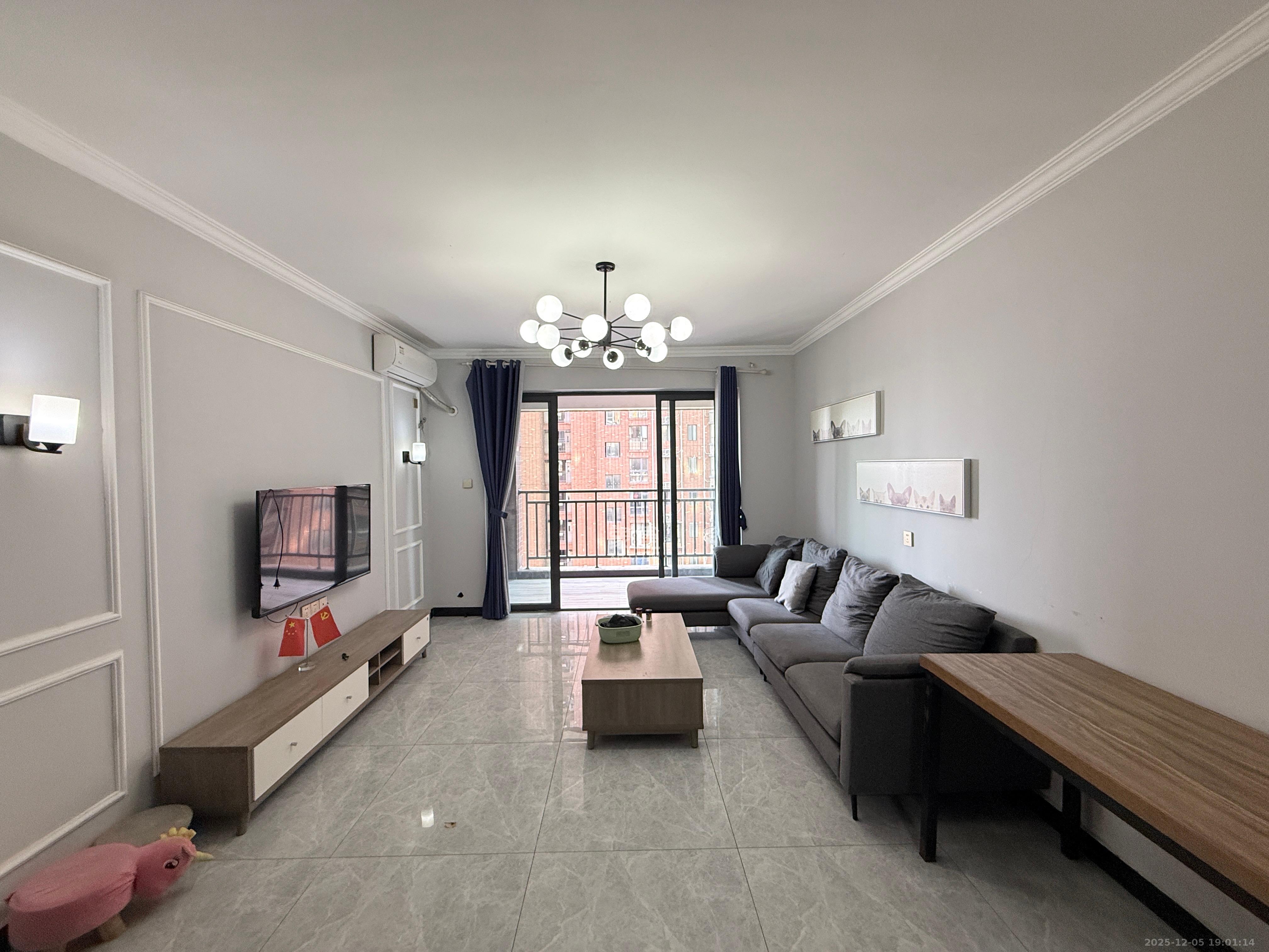 半山壹号 3室2厅2卫 2800.0元/月 半山壹号 3室2厅2卫 2800.0元/月室内图