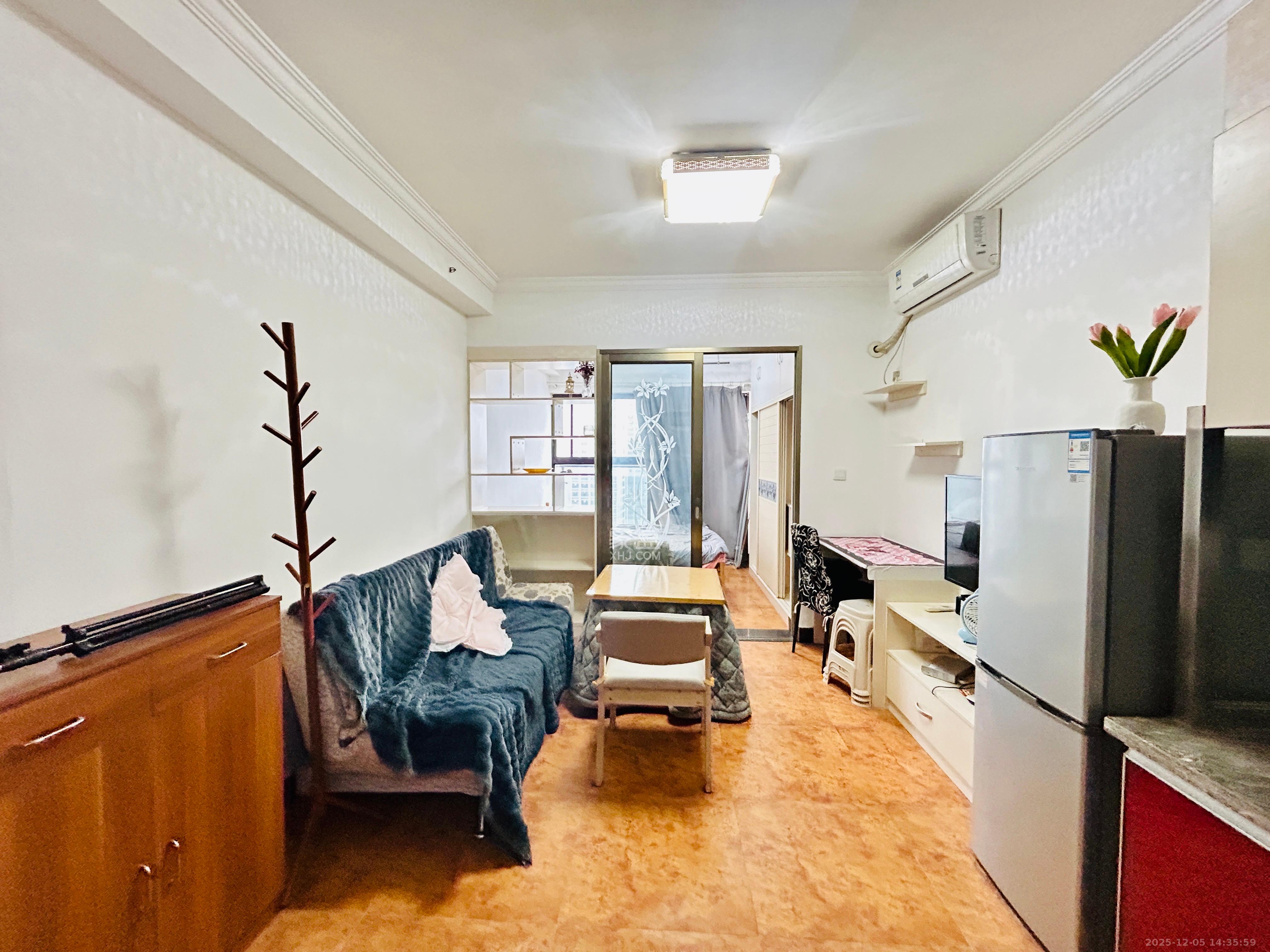 达美D6区  1室1厅1卫    1500.0元/月室内图