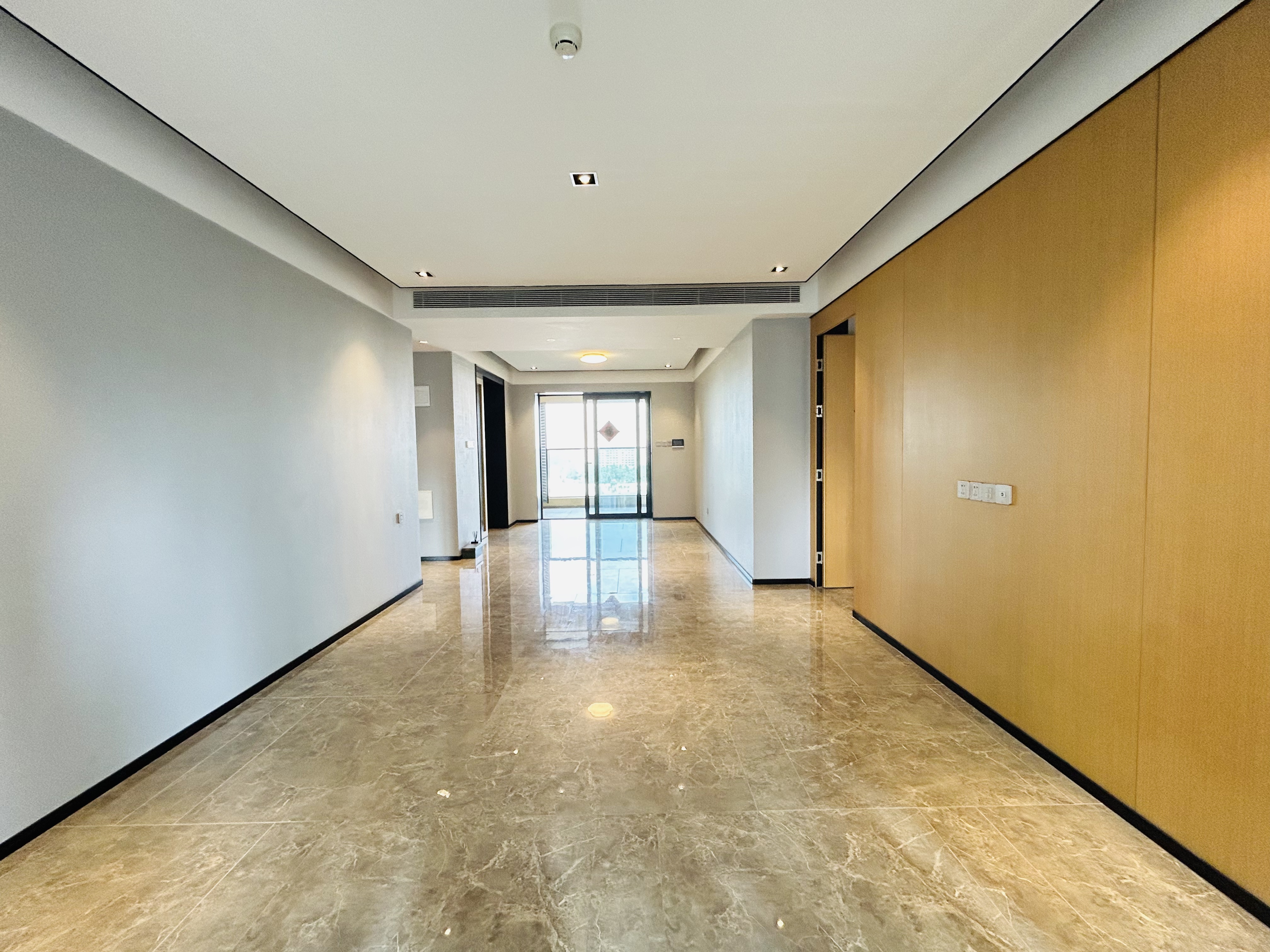 融创海口一号 3室2厅2卫 4300.0元/月 融创海口一号 3室2厅2卫 4300.0元/月室内图