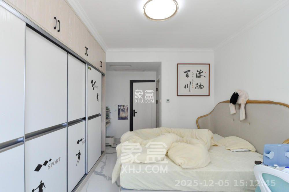 梅溪正荣府  3室2厅2卫    3000.0元/月室内图