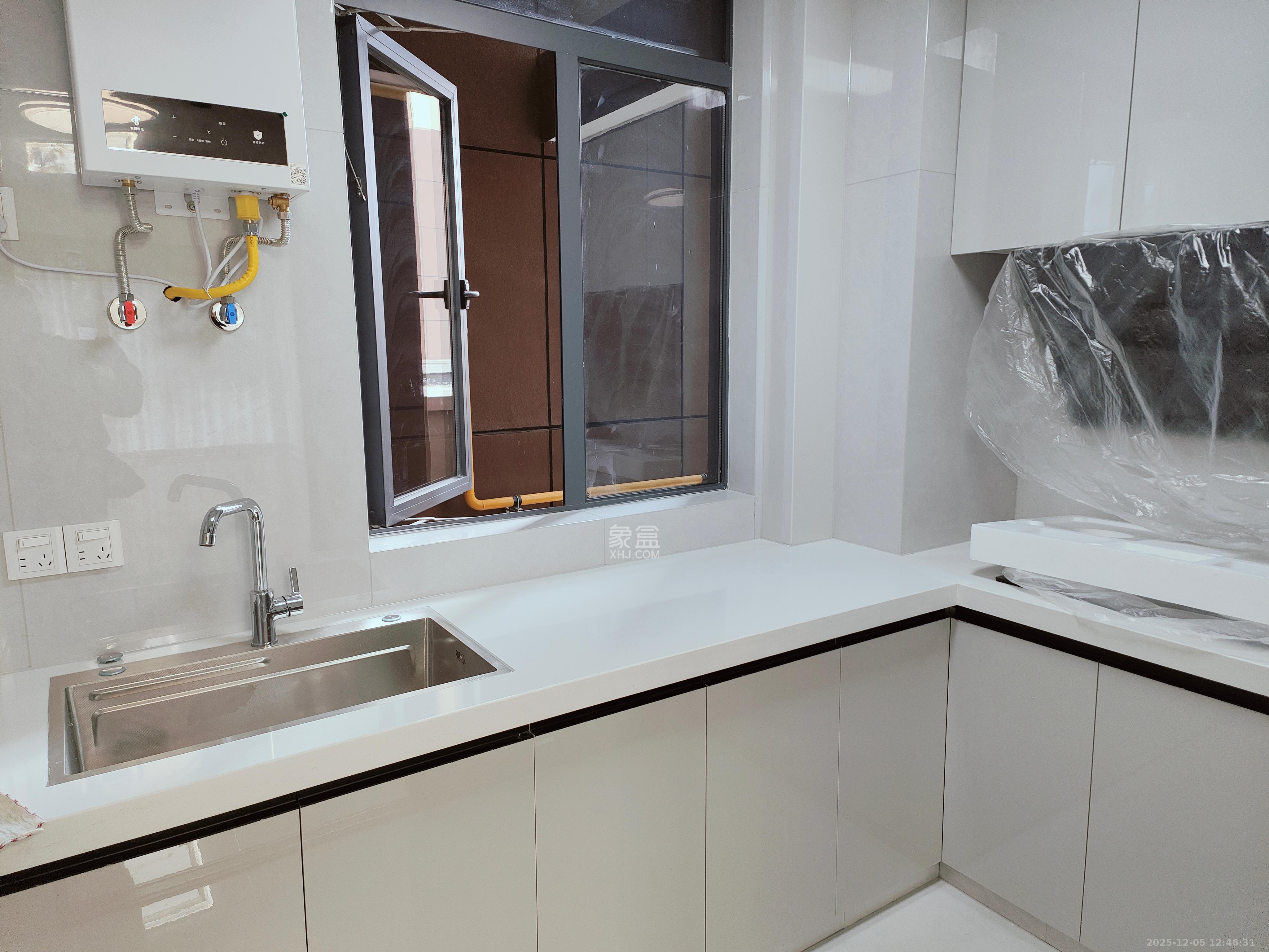 先锋新宇 3室2厅2卫 2200.0元/月 先锋新宇 3室2厅2卫 2200.0元/月室内图