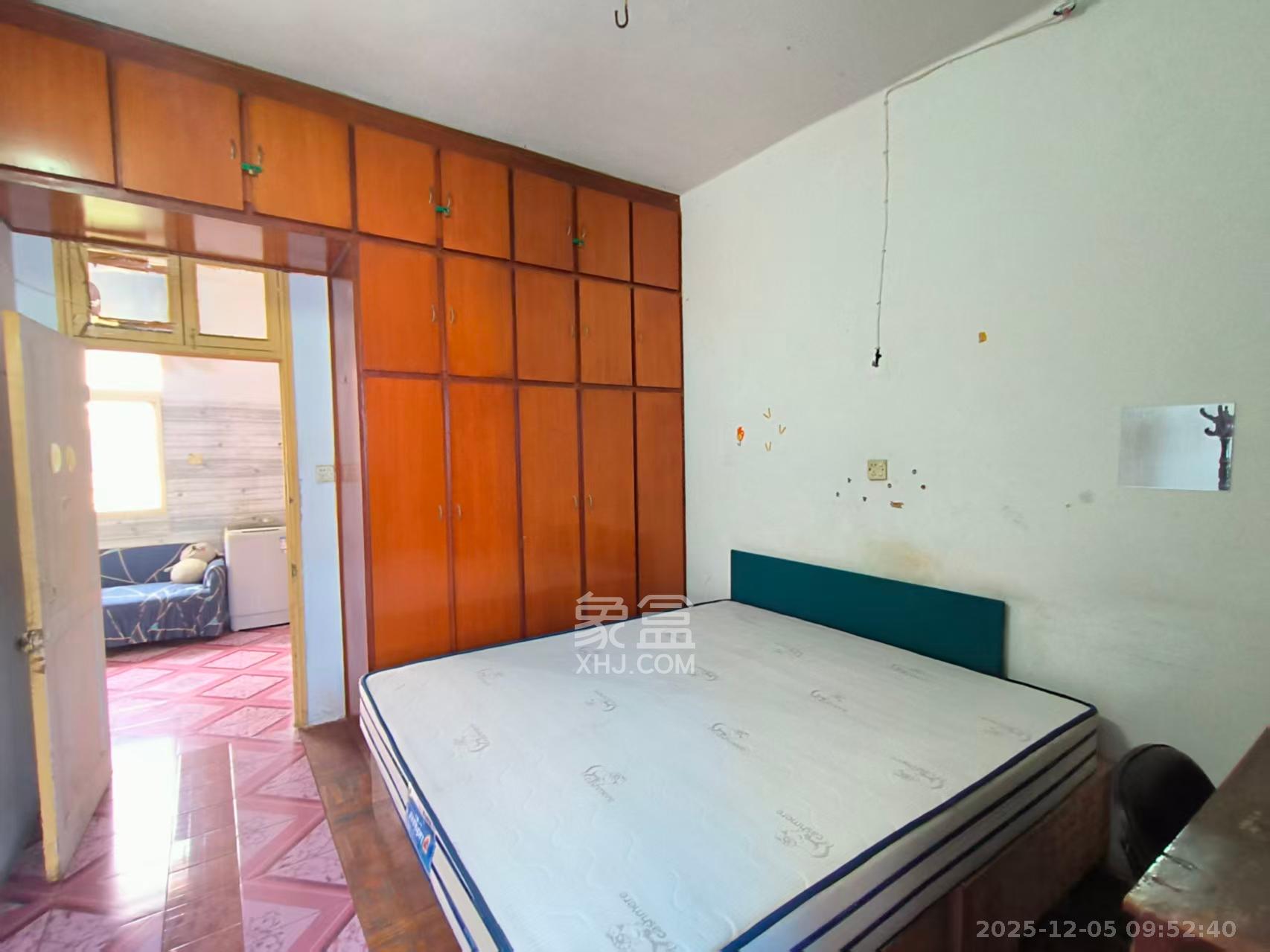 袁家岭省煤炭厅宿舍(芙蓉区省煤炭局小区) 2室2厅1卫 1500.0元/月 袁家岭省煤炭厅宿舍(芙蓉区省煤炭局小区) 2室2厅1卫 1500.0元/月室内图