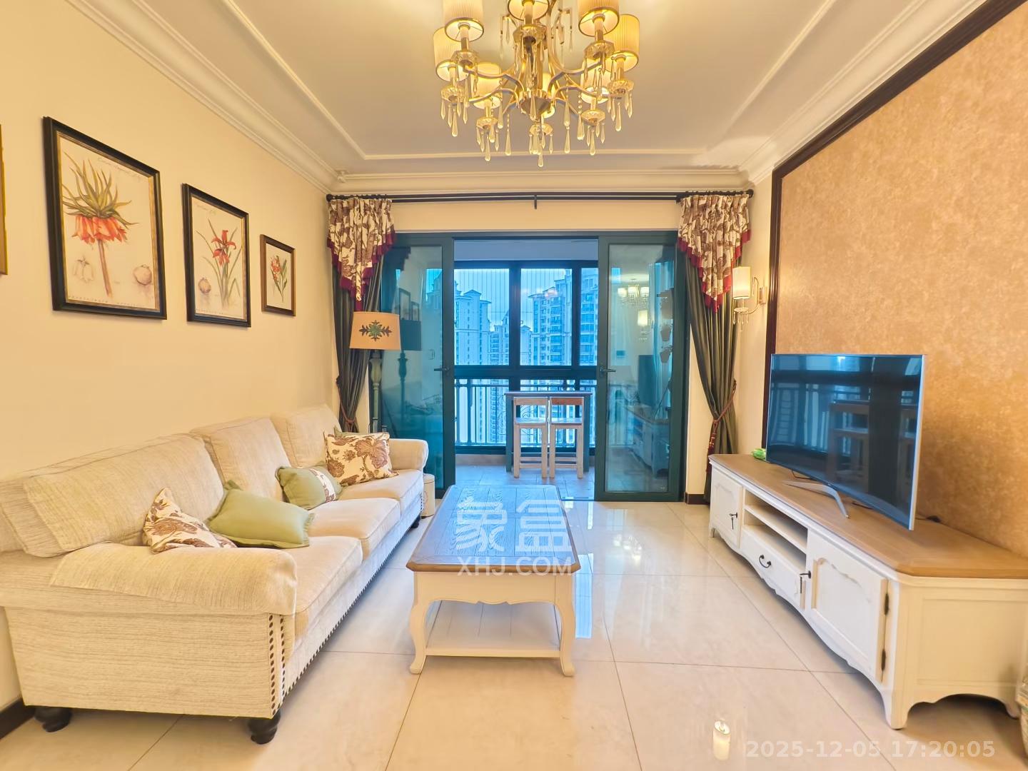 恒大翡翠华庭  2室2厅1卫    2000.0元/月