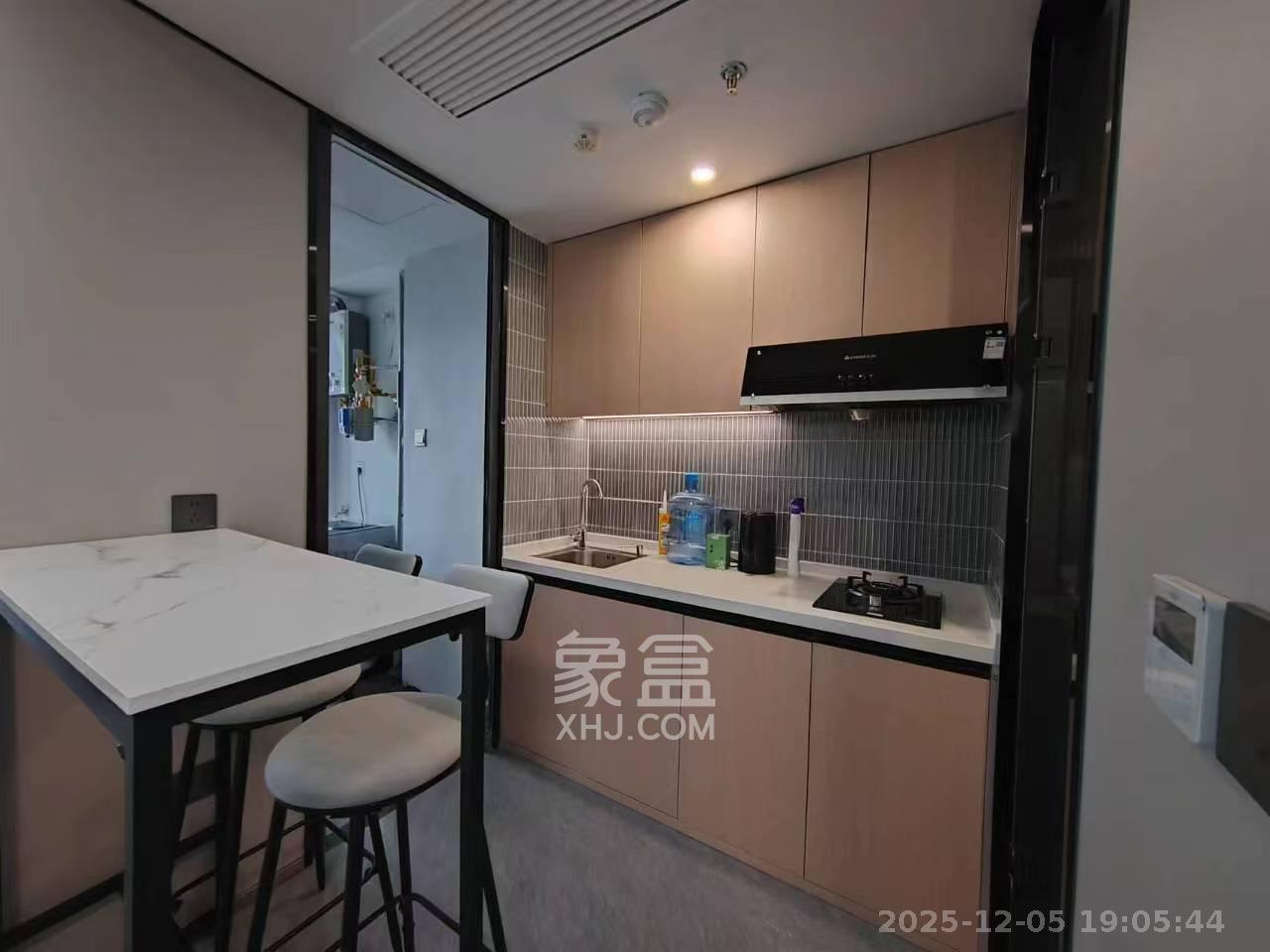 天健城  1室1厅1卫    2200.0元/月室内图