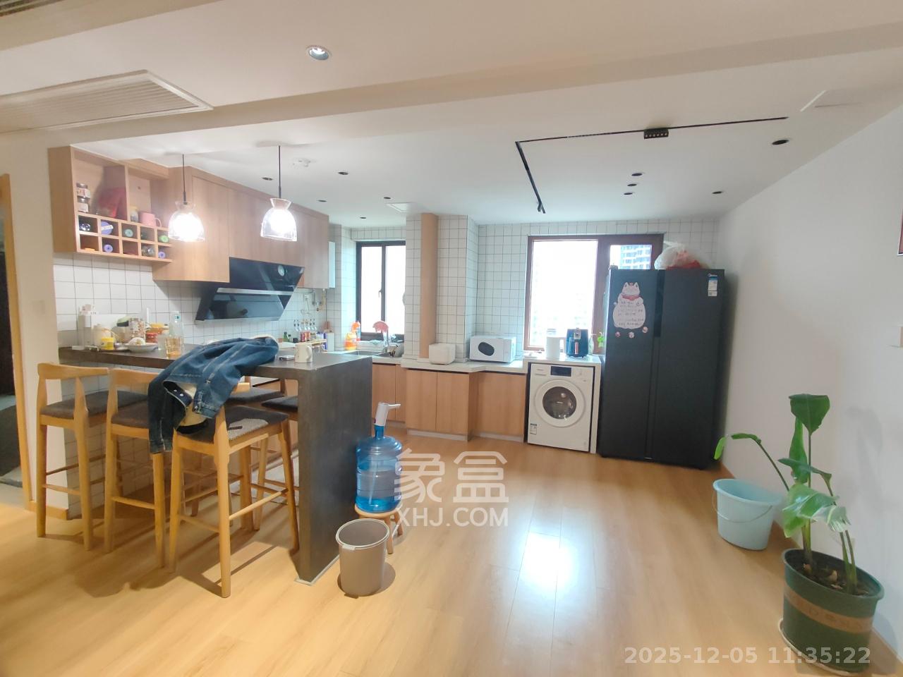 梅溪正荣府  3室2厅2卫    3800.0元/月