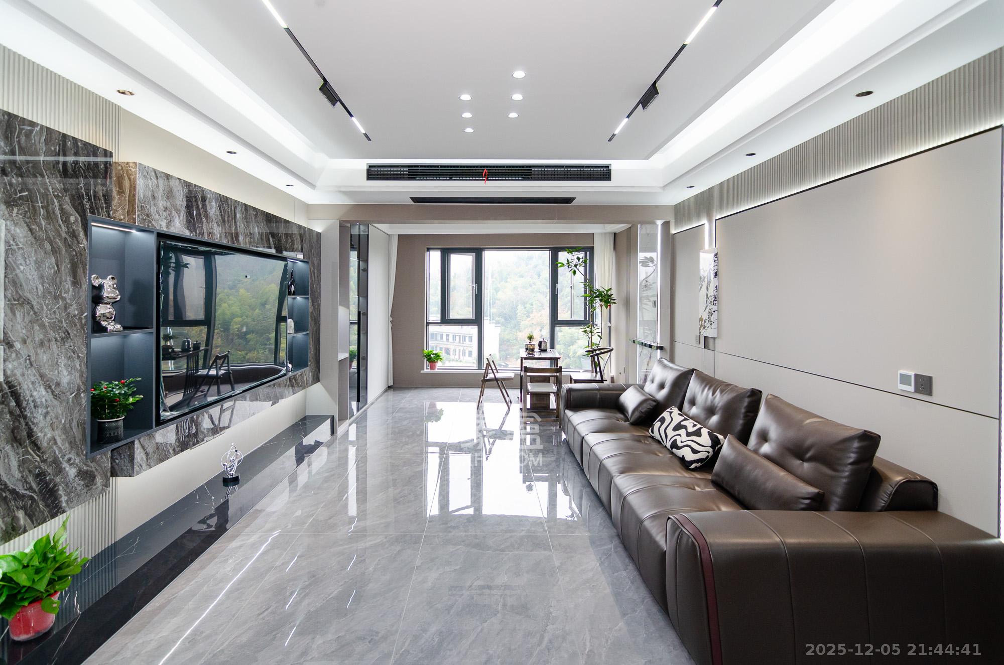 润和美郡（润和紫郡五期）  3室2厅2卫    95.8万