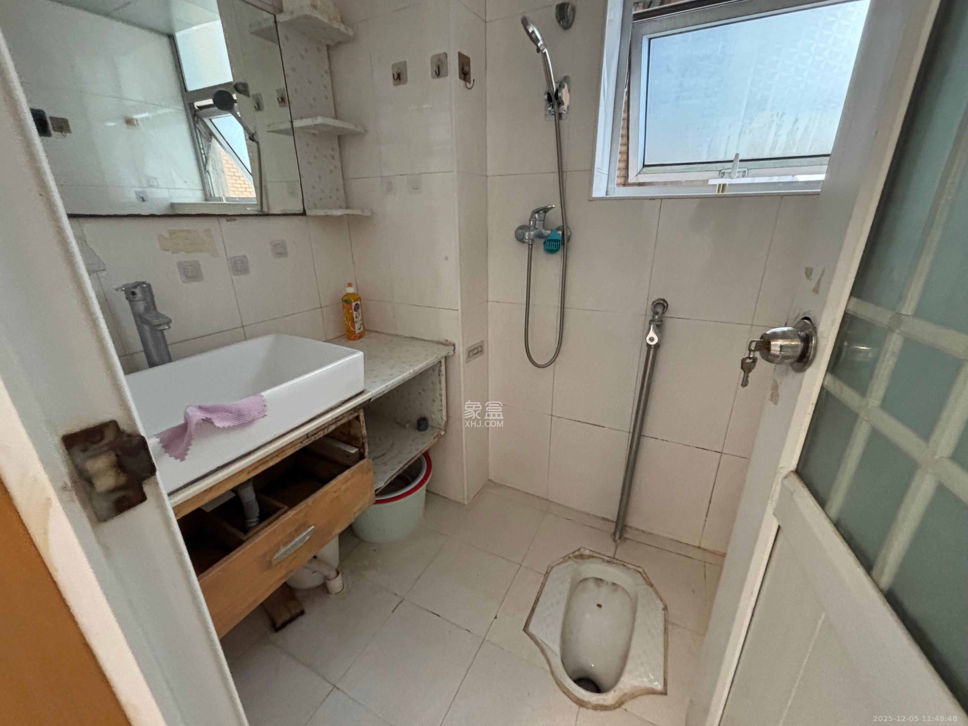 凯通国际城(凯通朝庭) 2室1厅1卫 1998.0元/月 凯通国际城(凯通朝庭) 2室1厅1卫 1998.0元/月室内图