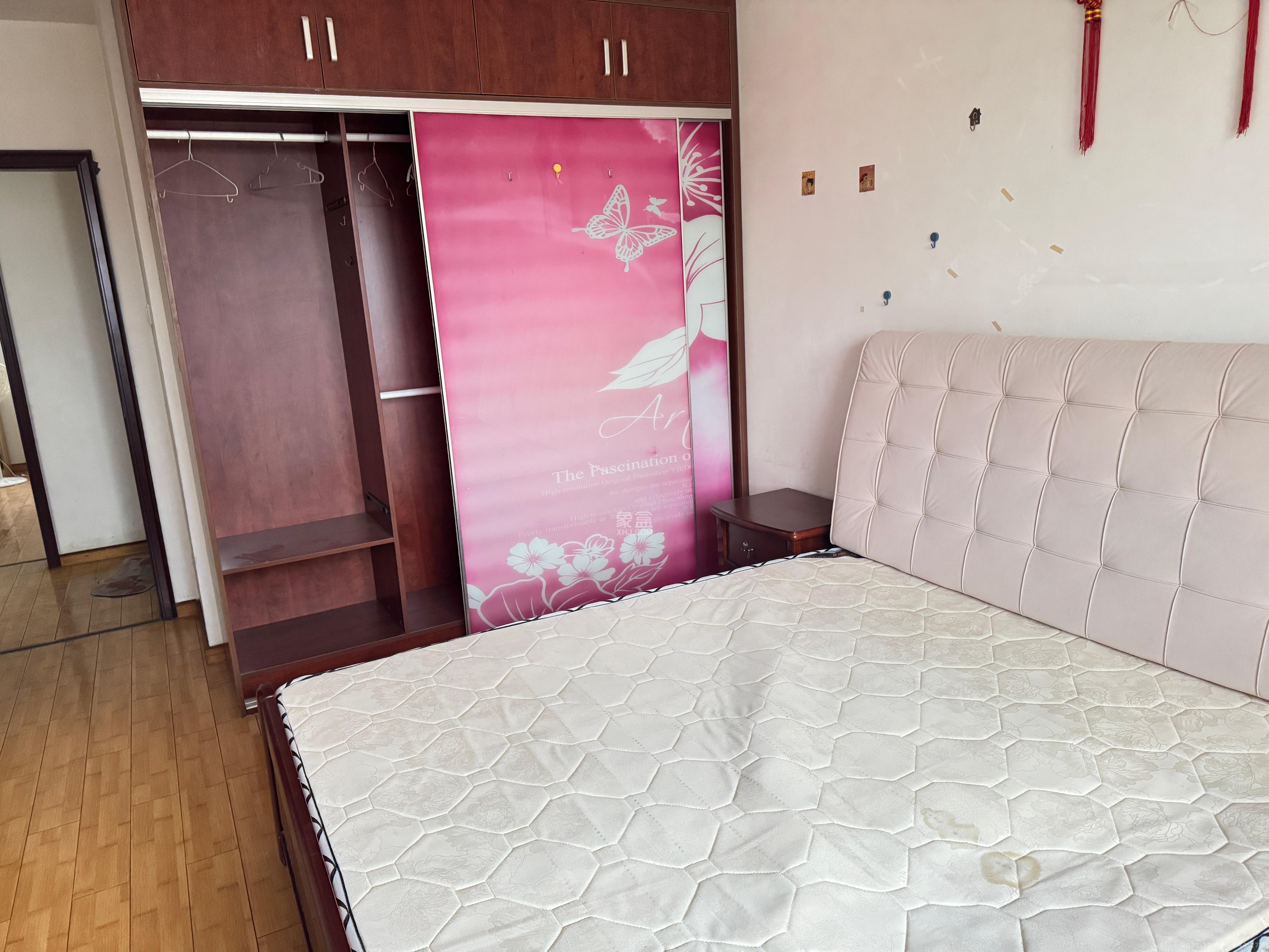 西城龙庭 3室2厅1卫 1800.0元/月 西城龙庭 3室2厅1卫 1800.0元/月室内图