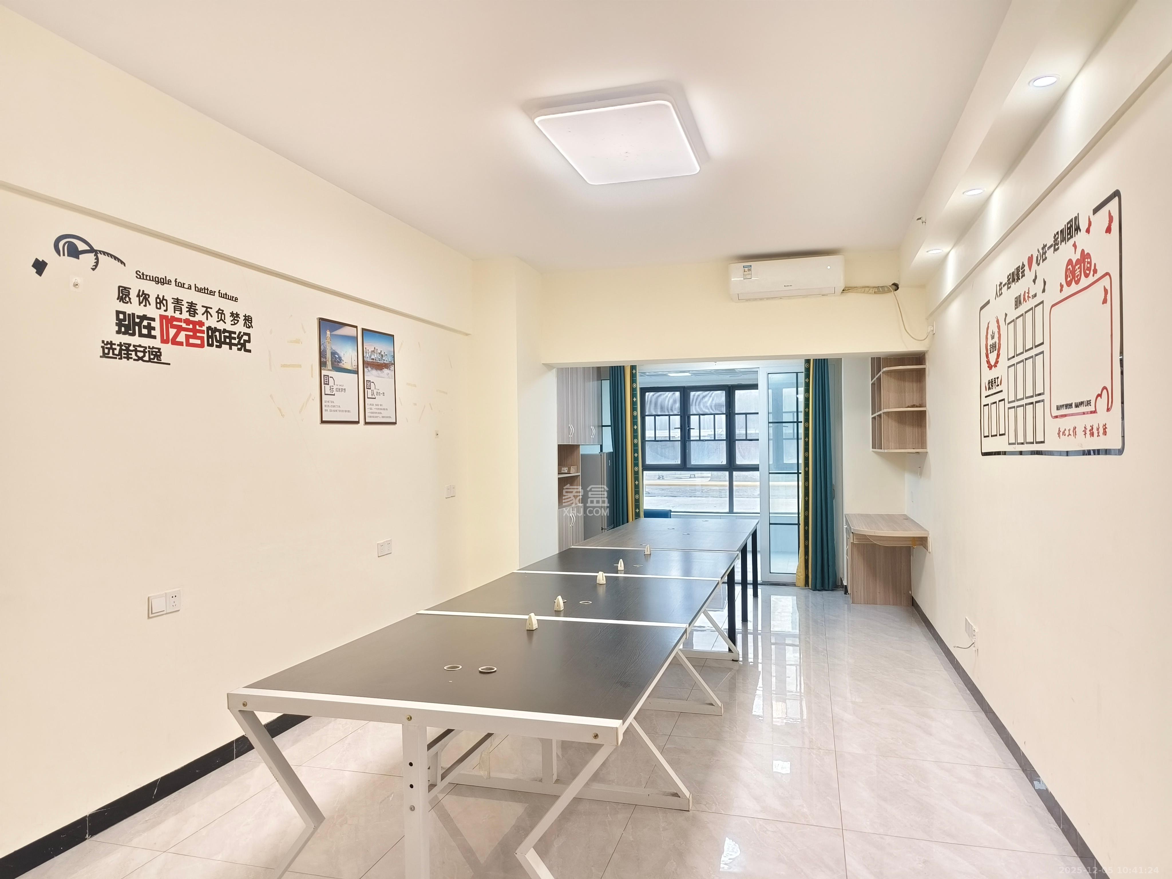 明发国际城 1室0厅0卫 1400.0元/月 明发国际城 1室0厅0卫 1400.0元/月室内图