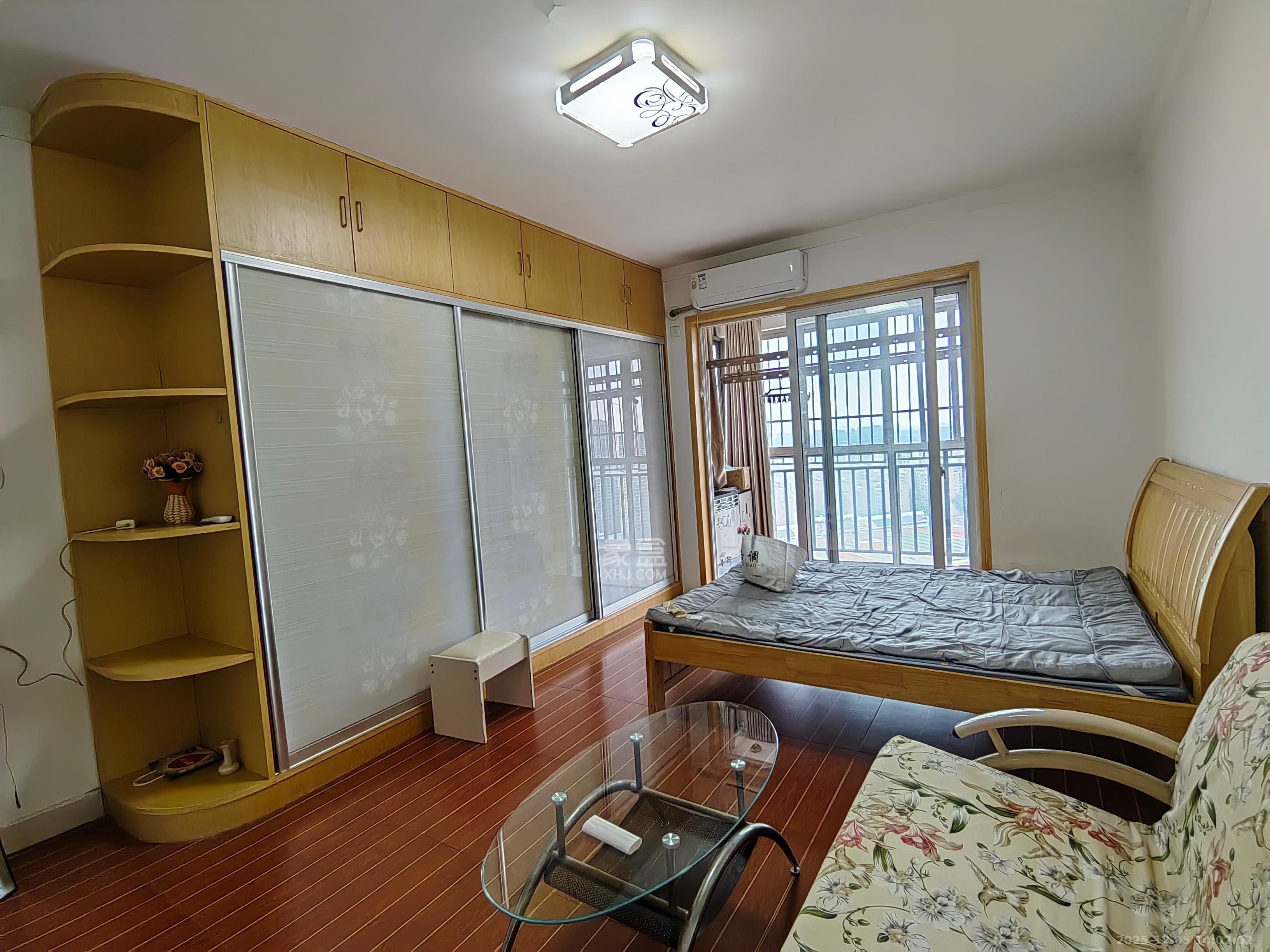 世景华庭  1室1厅1卫    1000.0元/月