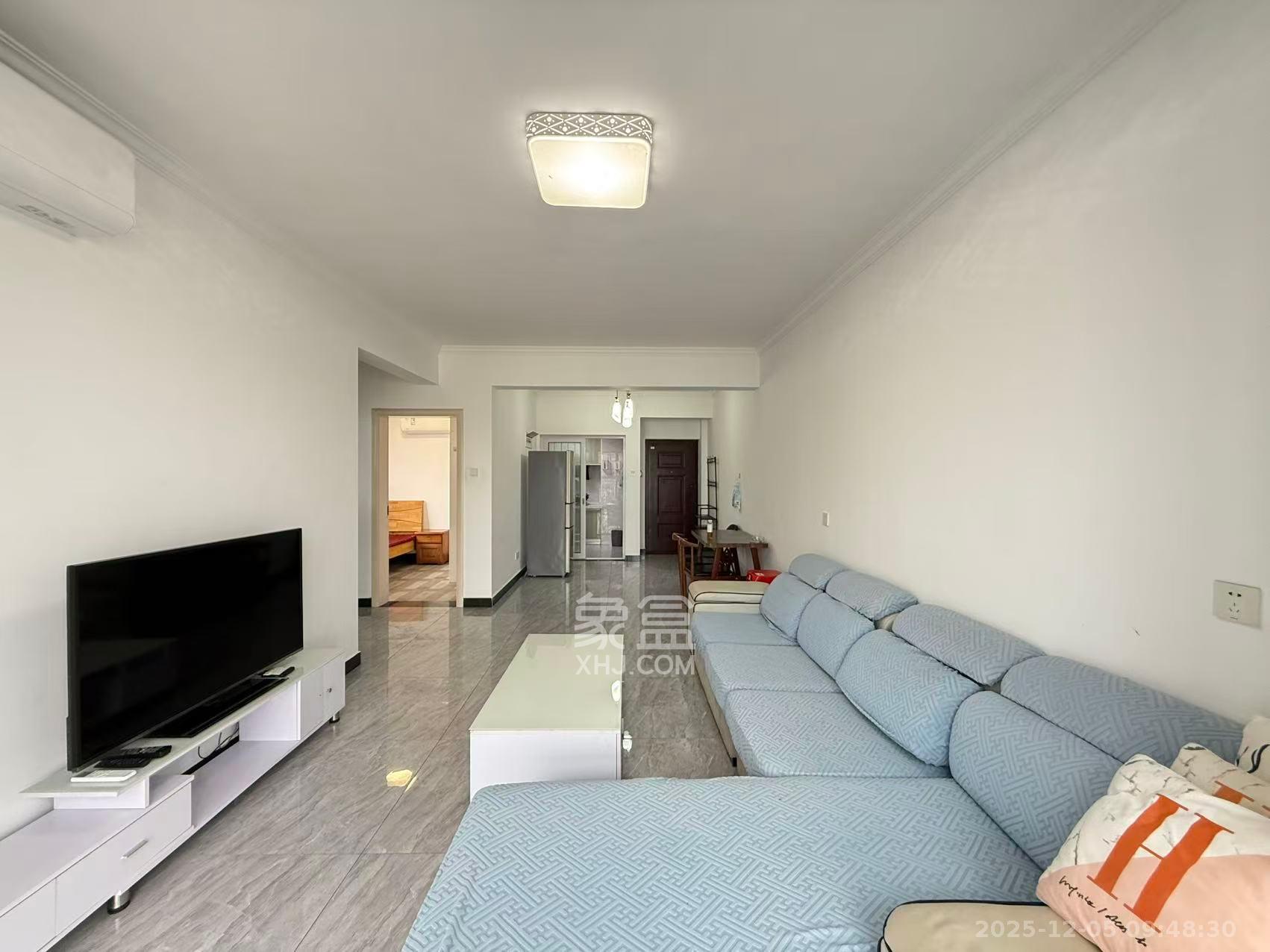 中城苑  2室1厅1卫    2000.0元/月