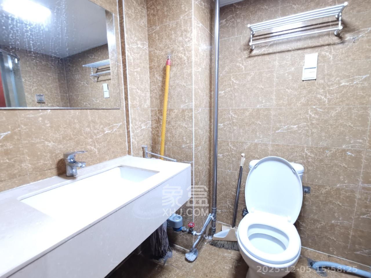 东塘瑞府  1室1厅1卫    1880.0元/月室内图