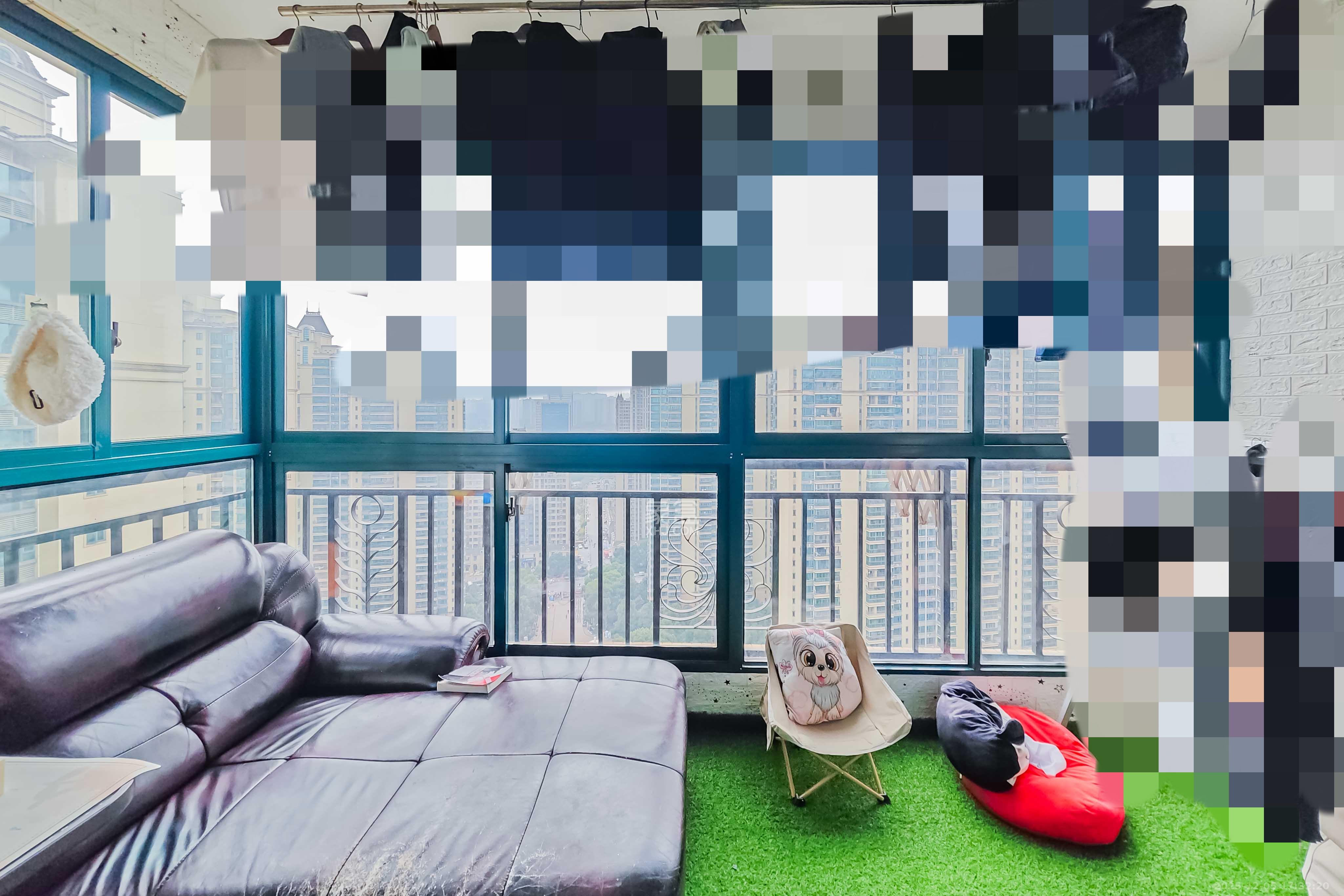 恒大绿洲  3室2厅2卫    120.0万其他