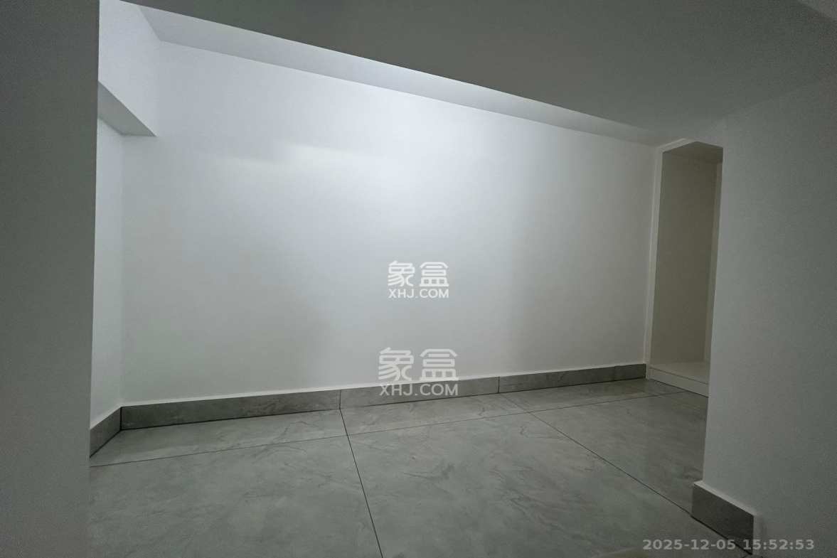 龙湖湘江星座(祺鑫星座公寓) 1室1厅1卫 1250.0元/月 龙湖湘江星座(祺鑫星座公寓) 1室1厅1卫 1250.0元/月室内图