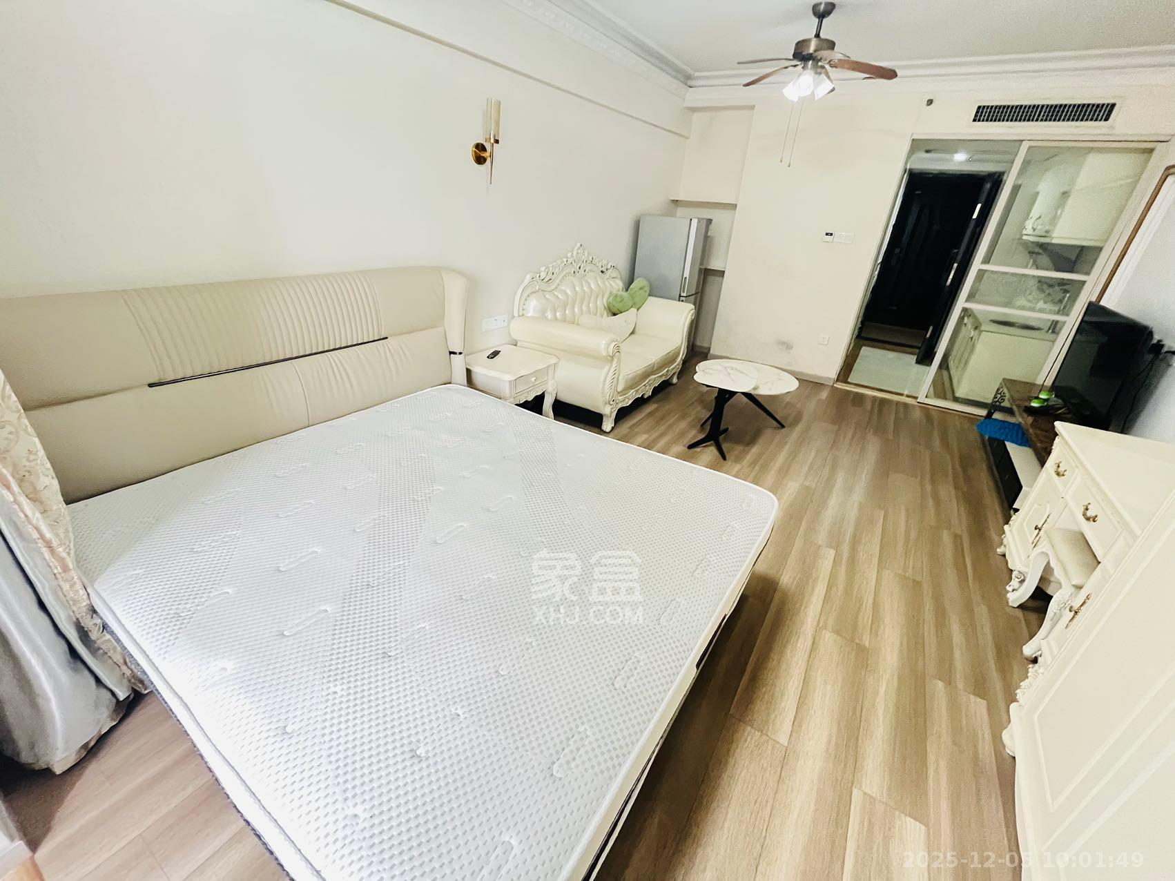 保利国际广场  1室1厅1卫    1600.0元/月室内图