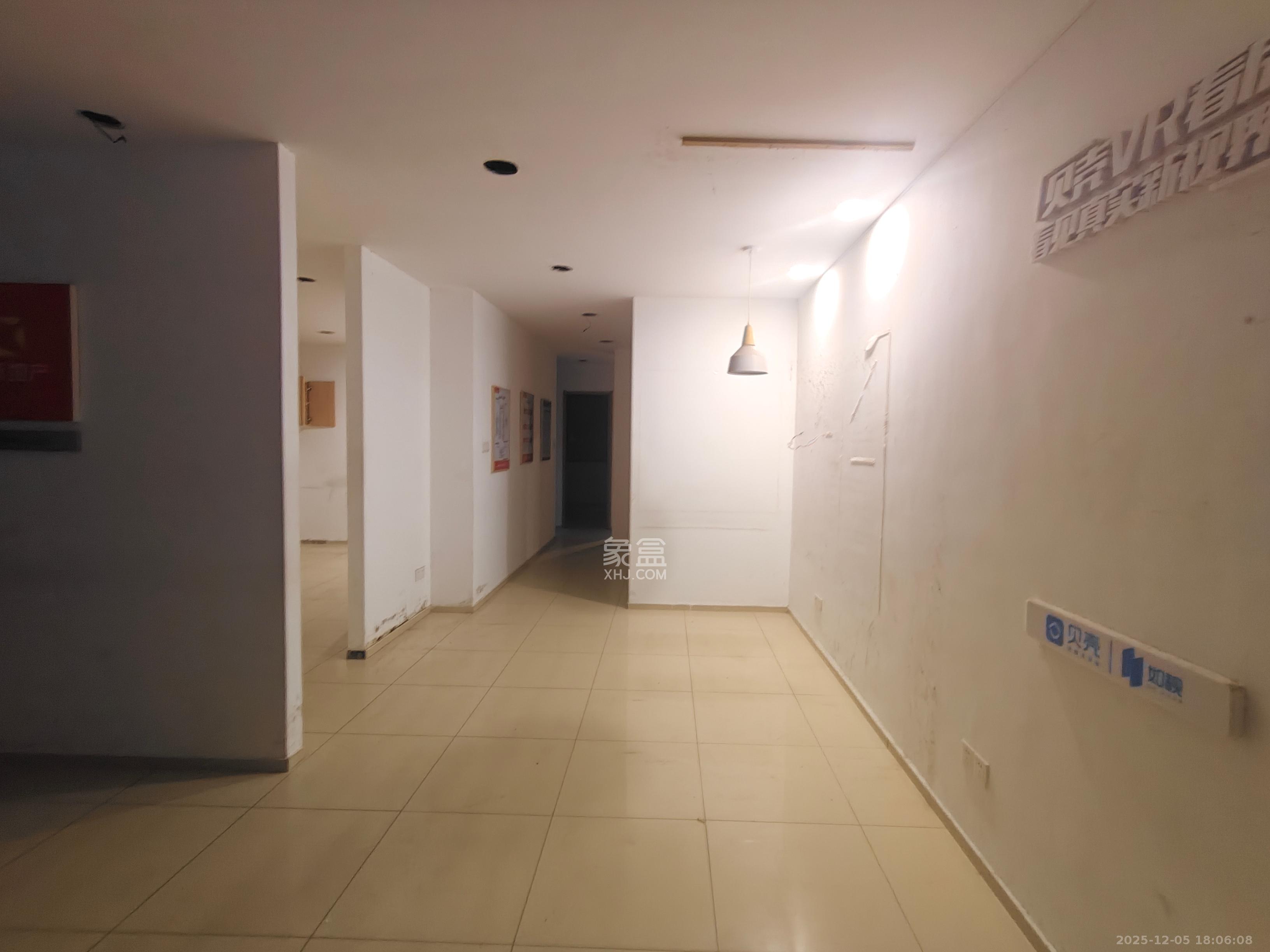 东玺门   238.0㎡      9000.0元/月室内图