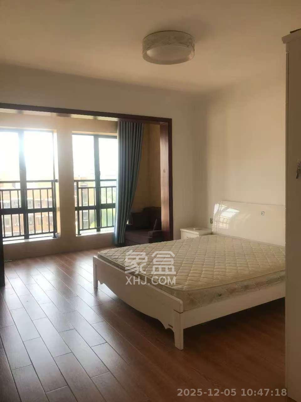 长房天翼未来城  3室2厅2卫    3400.0元/月室内图