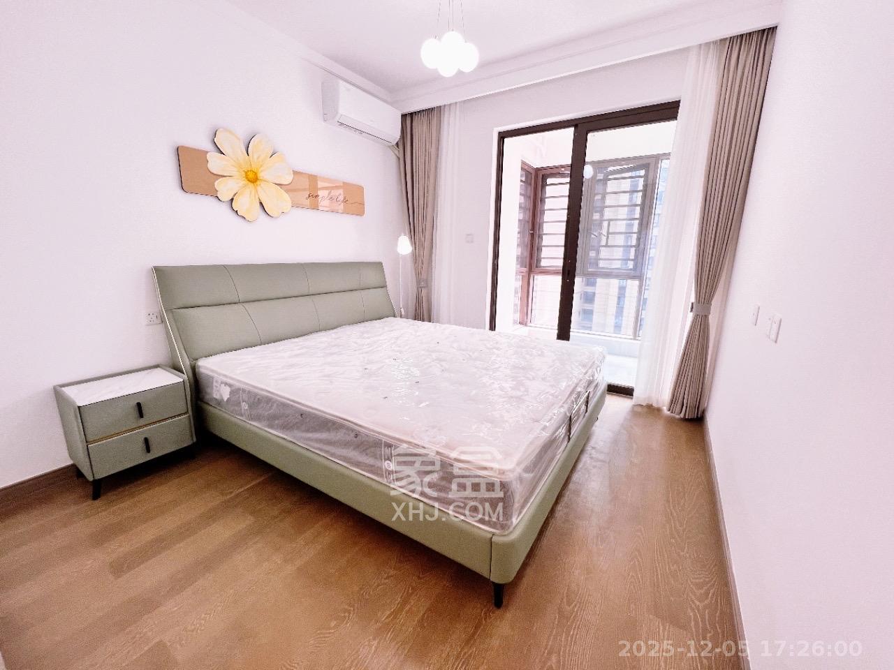 龙湖铂金中心(龙湖春江郦城) 3室2厅1卫 8000.0元/月 龙湖铂金中心(龙湖春江郦城) 3室2厅1卫 8000.0元/月室内图