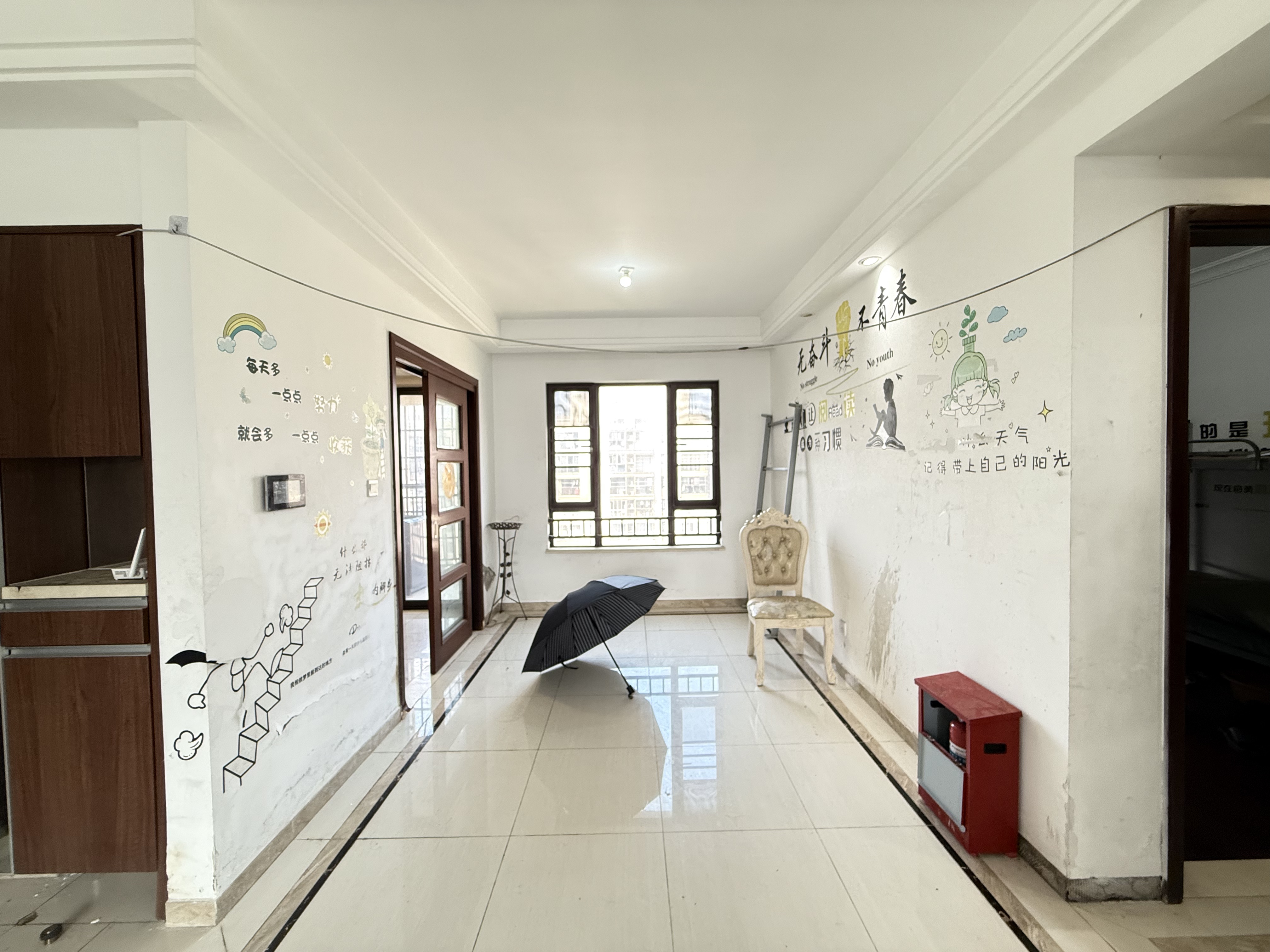 中海锦城  4室2厅2卫    208.0万室内图