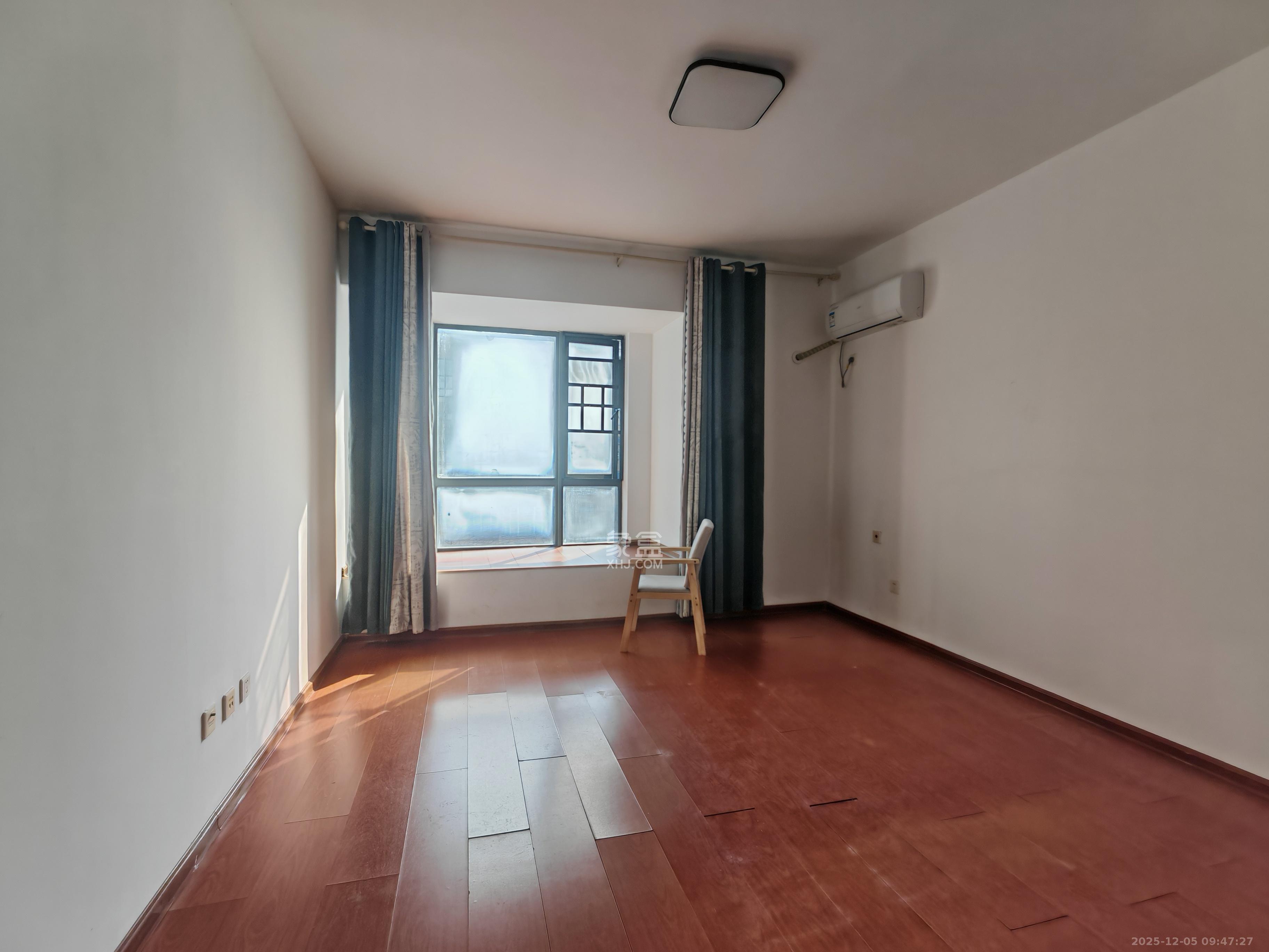 万博汇  4室2厅1卫    6500.0元/月室内图