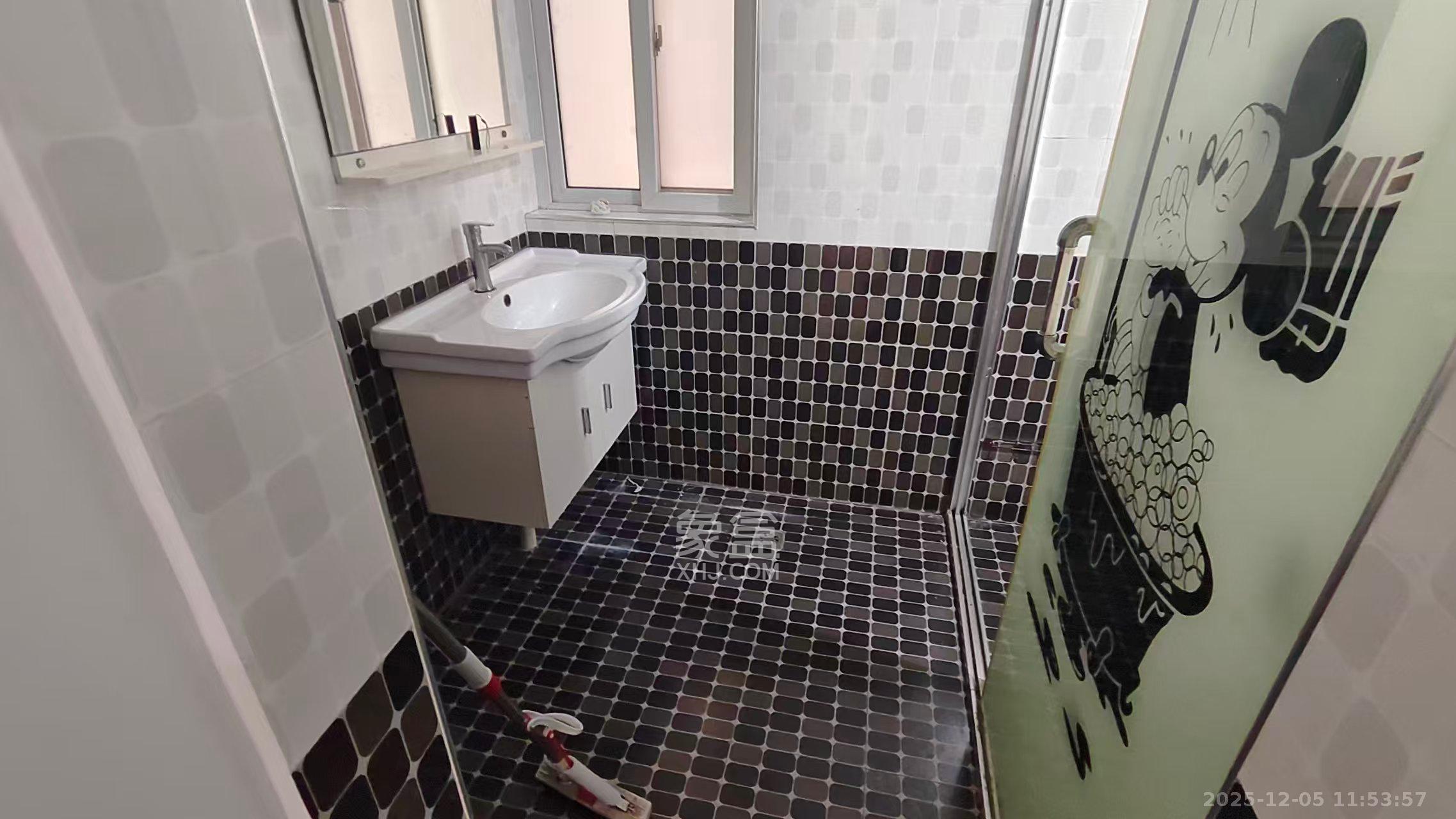 中房F联邦  2室2厅1卫    2200.0元/月室内图