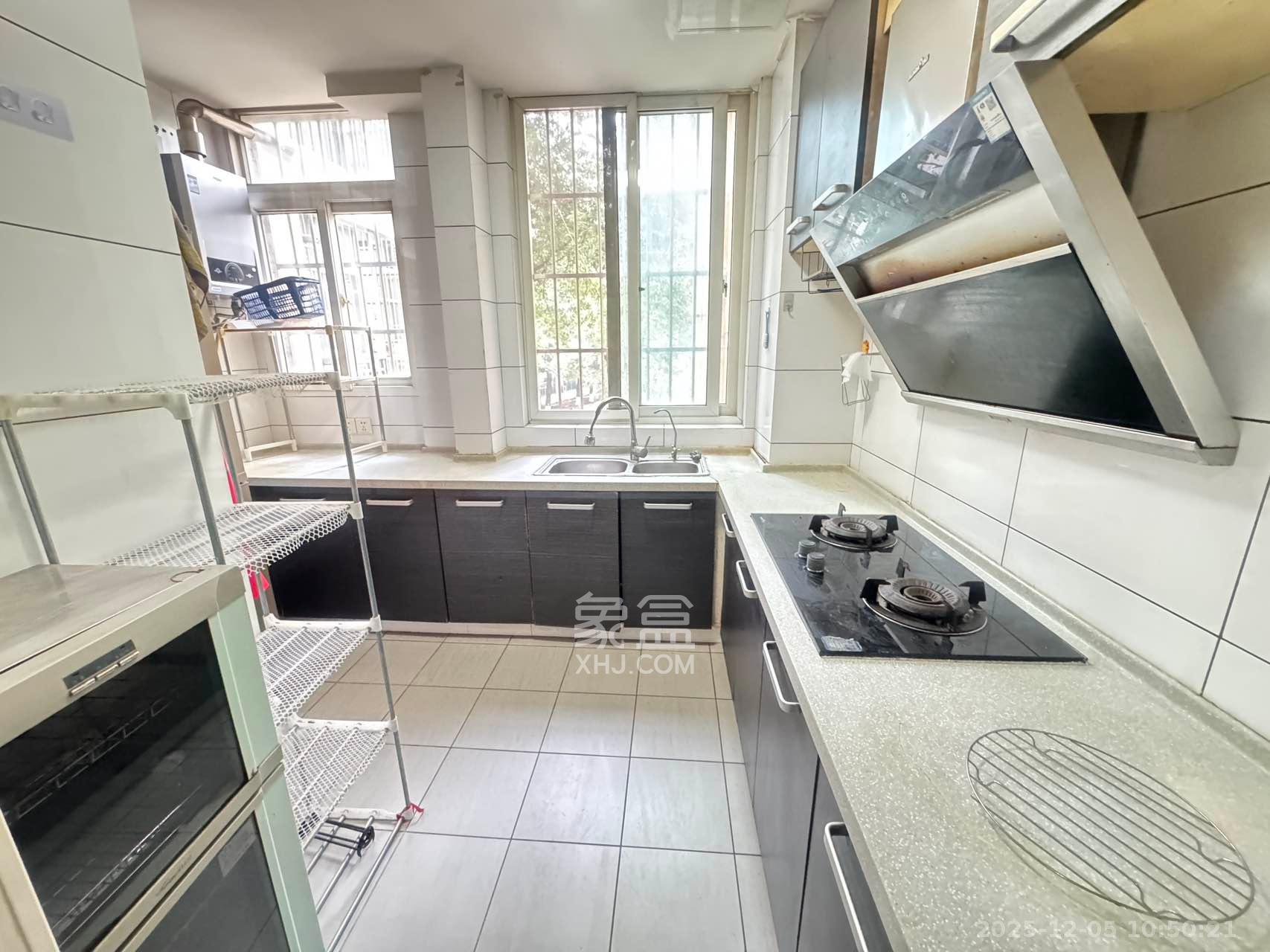 金碧文华 2室1厅1卫 2000.0元/月 金碧文华 2室1厅1卫 2000.0元/月室内图