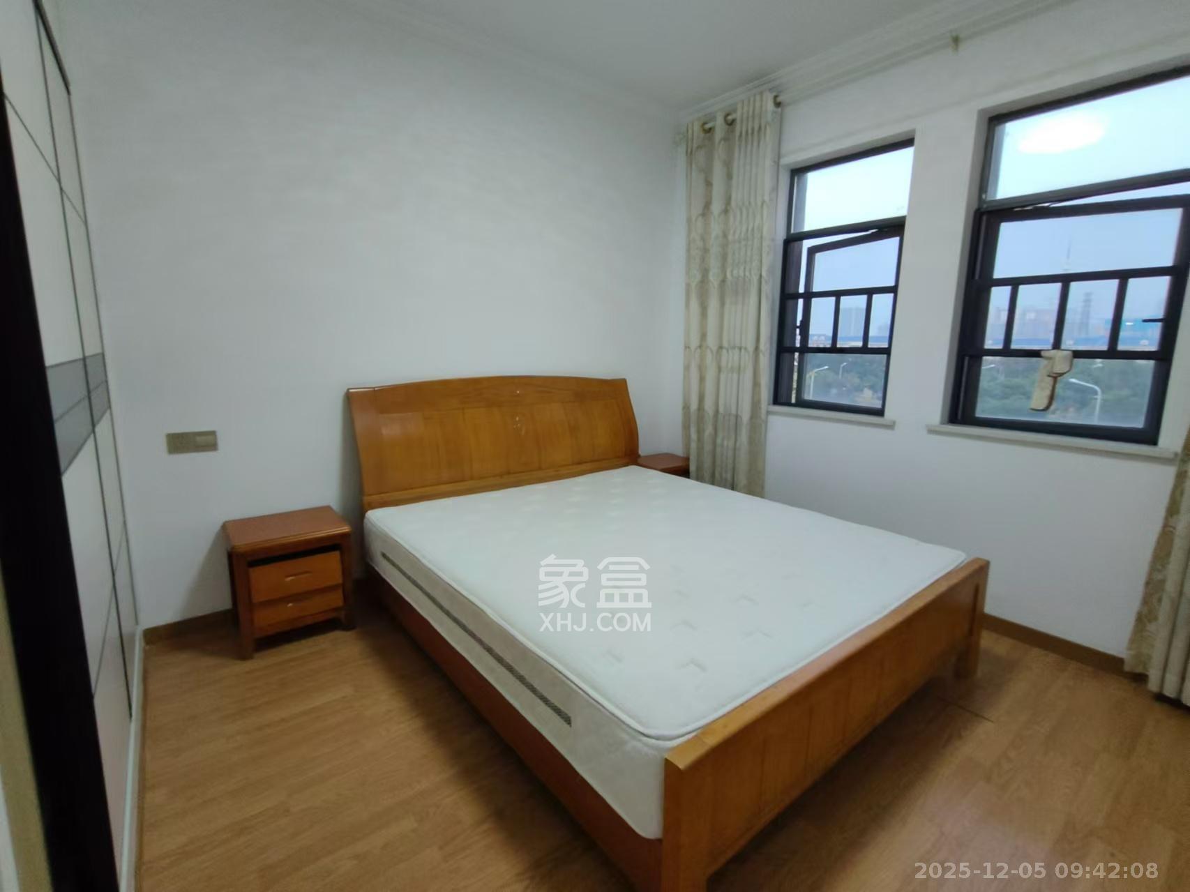 中交中央公园D2区 2室2厅1卫 2500.0元/月 中交中央公园D2区 2室2厅1卫 2500.0元/月室内图