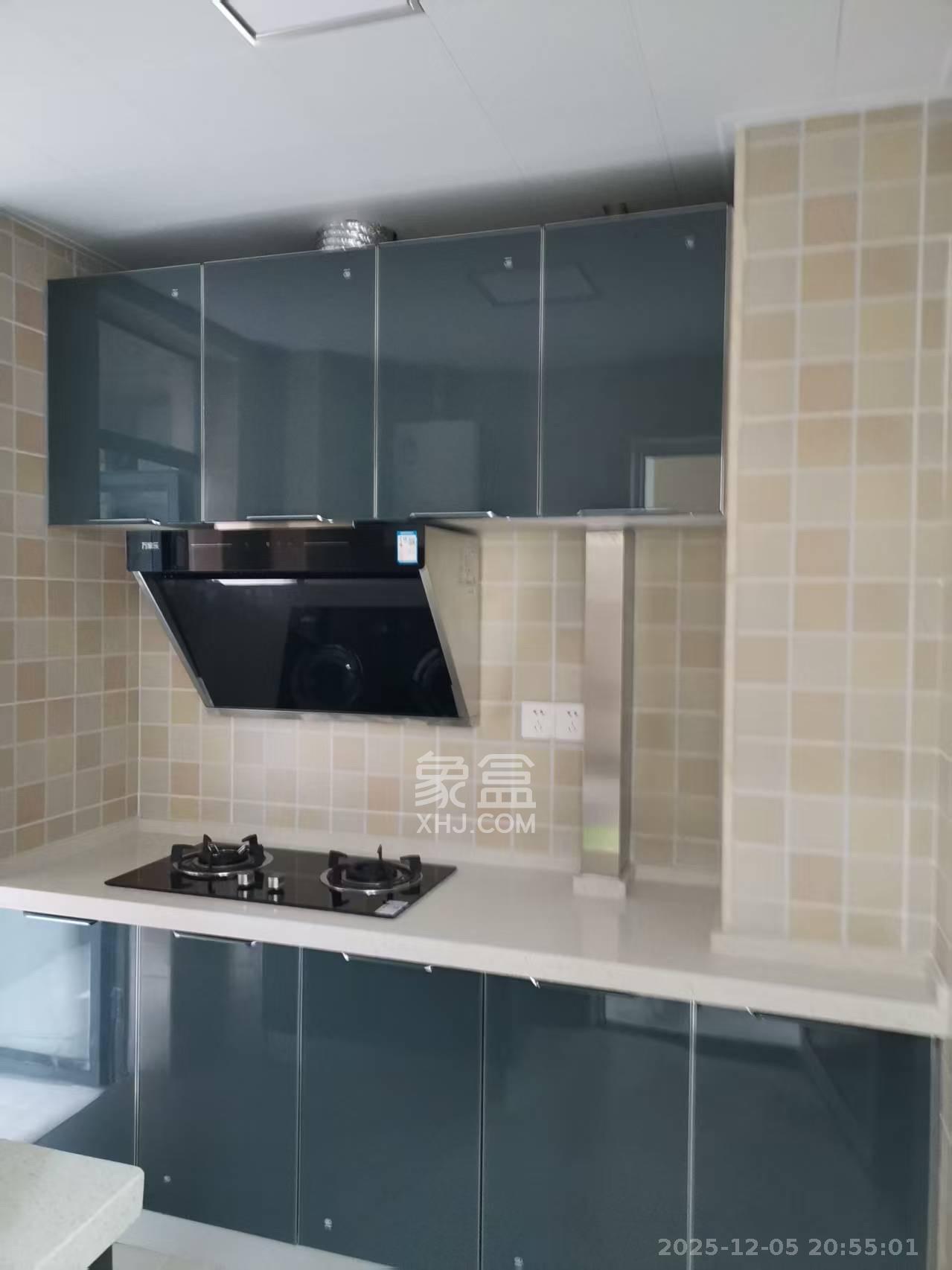 锦绣世纪 2室2厅1卫 2500.0元/月 锦绣世纪 2室2厅1卫 2500.0元/月室内图