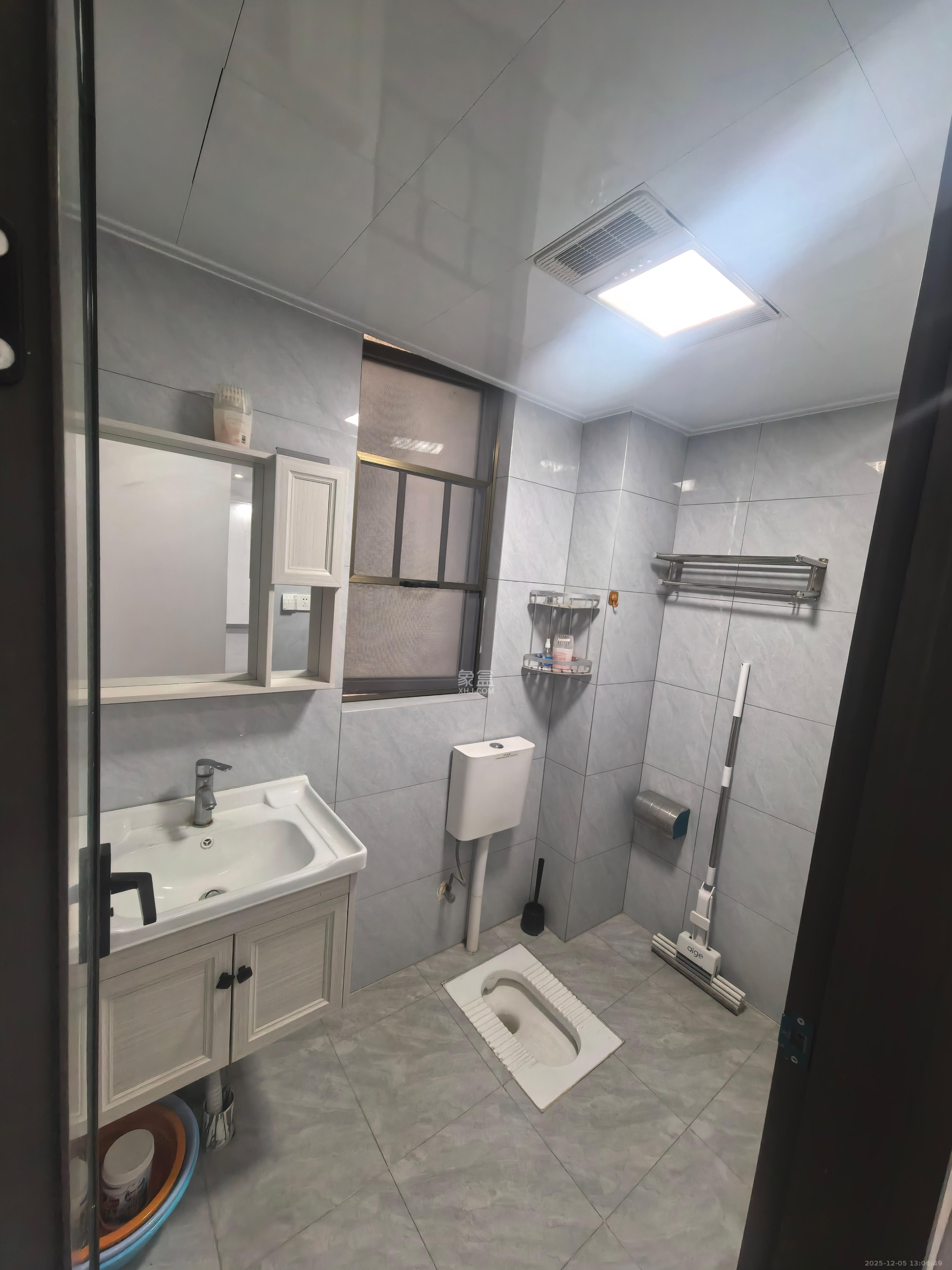 梅溪湖金茂湾 4室2厅2卫 2800.0元/月 梅溪湖金茂湾 4室2厅2卫 2800.0元/月室内图