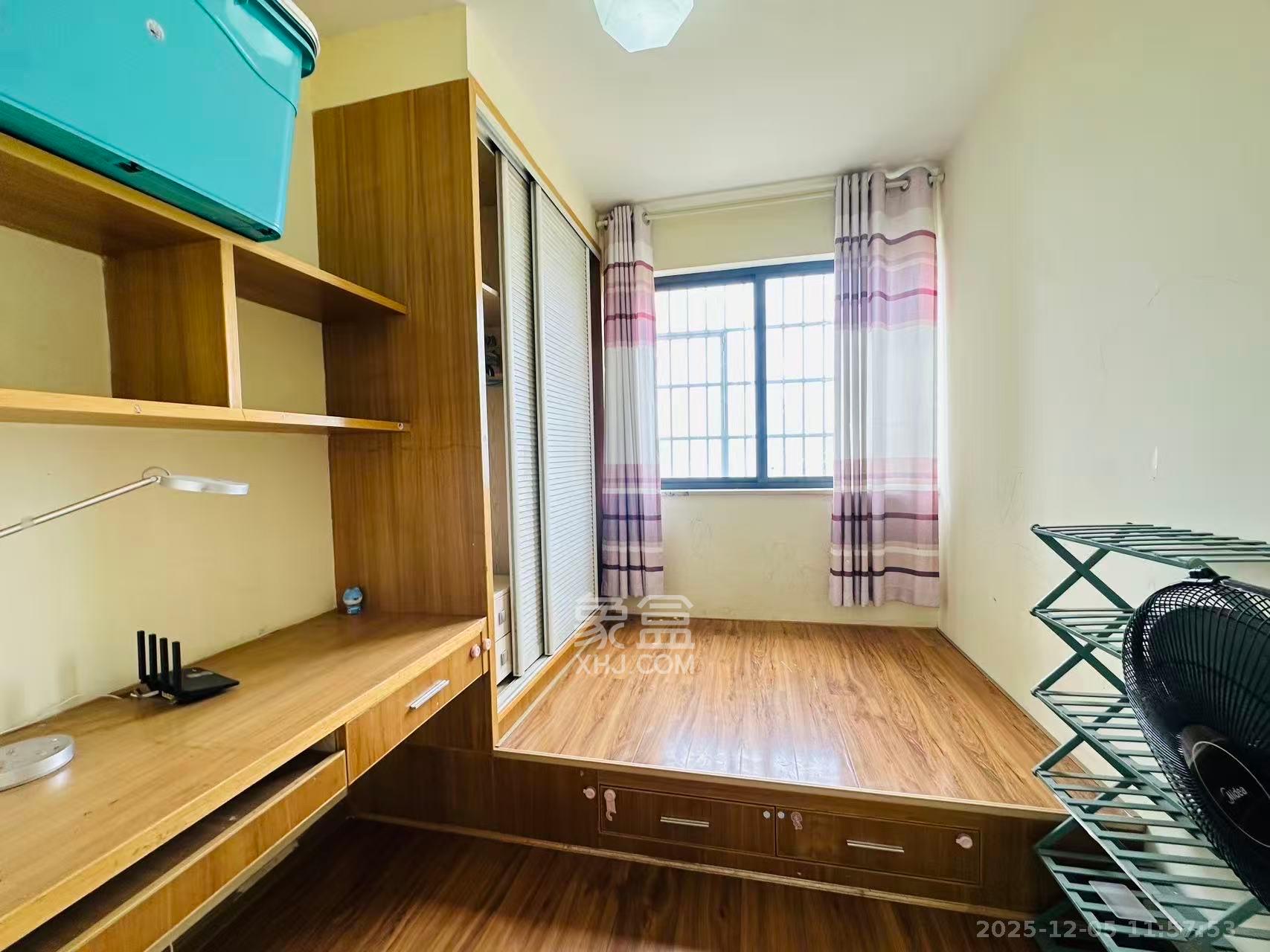 乾城(兴旺乾城) 3室2厅1卫 2500.0元/月 乾城(兴旺乾城) 3室2厅1卫 2500.0元/月室内图