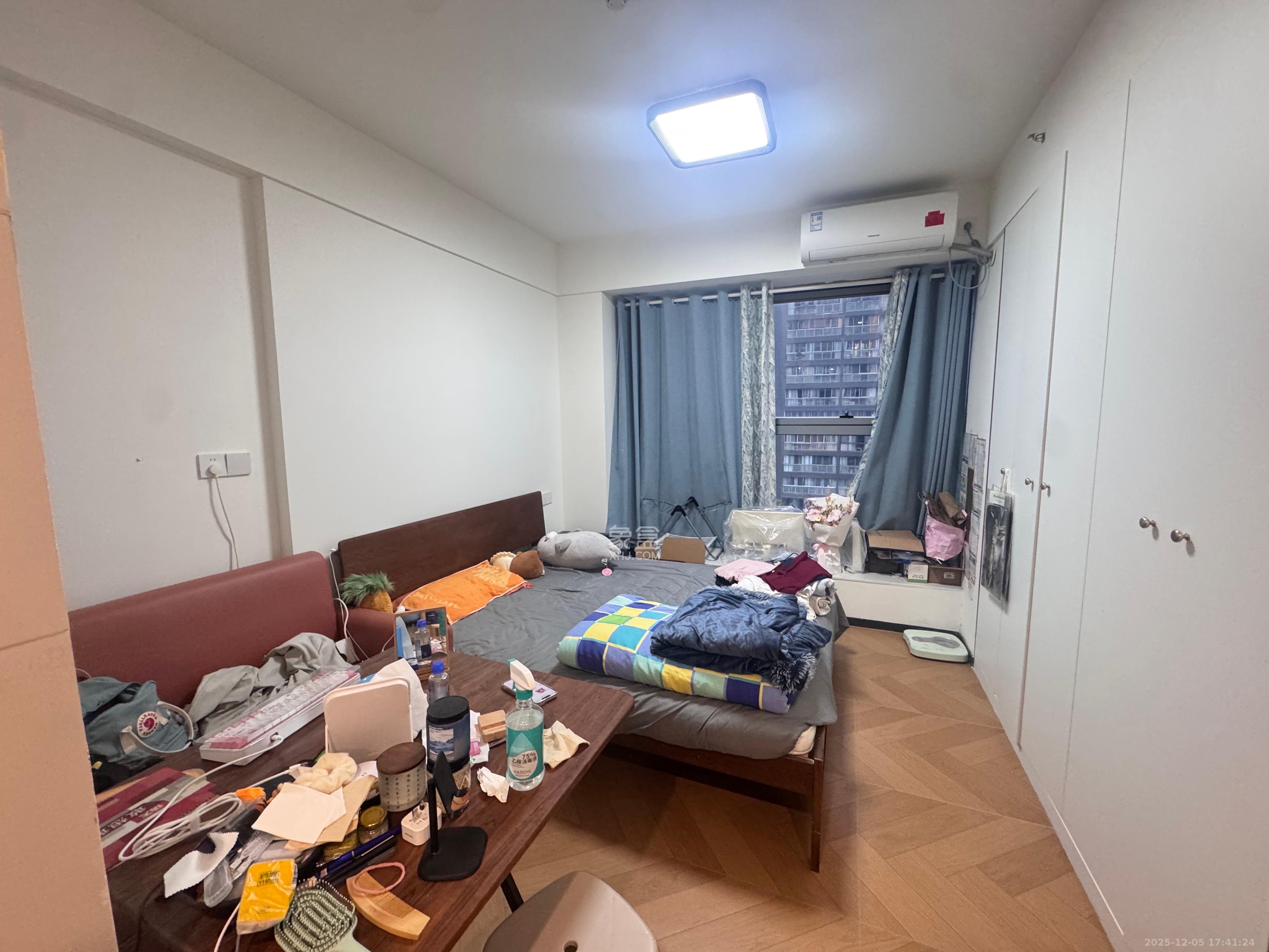 君悦新天地  1室0厅0卫    1800.0元/月