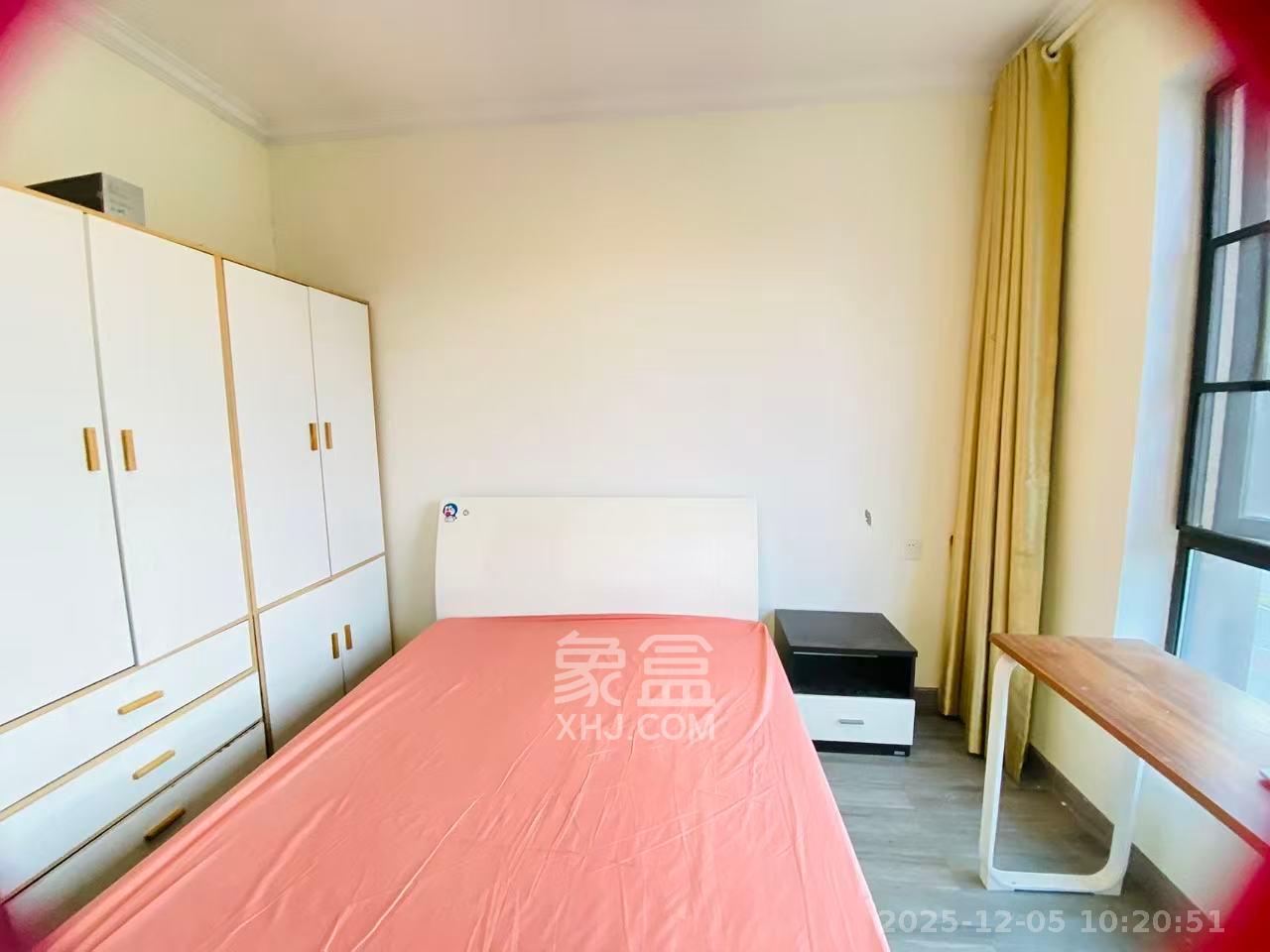 东宜兰园 3室2厅2卫 2300.0元/月 东宜兰园 3室2厅2卫 2300.0元/月室内图